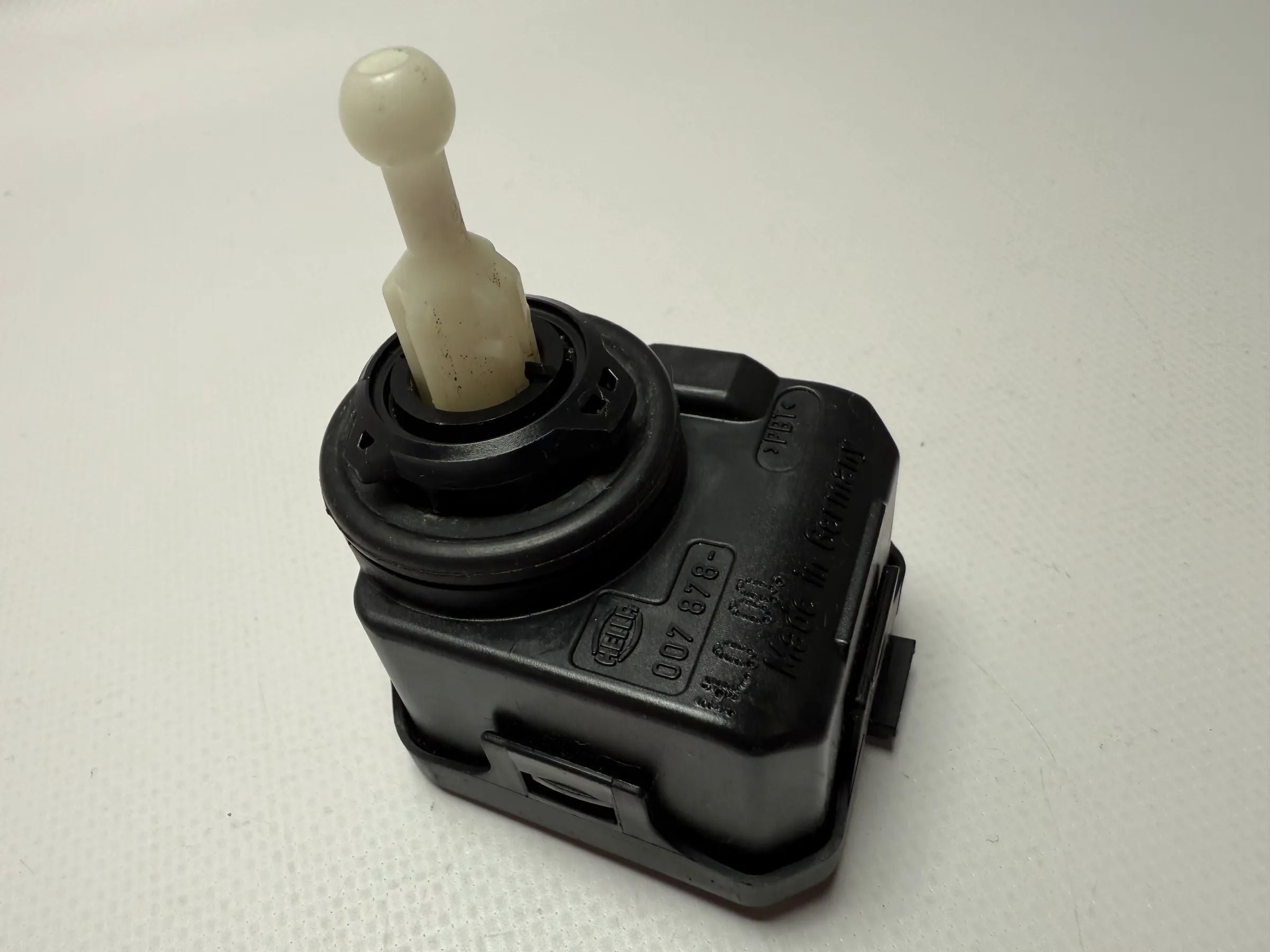 Original VW AUDI SEAT etc. Headlight range adjustment LWR Halogen HELLA 1J0941295C 