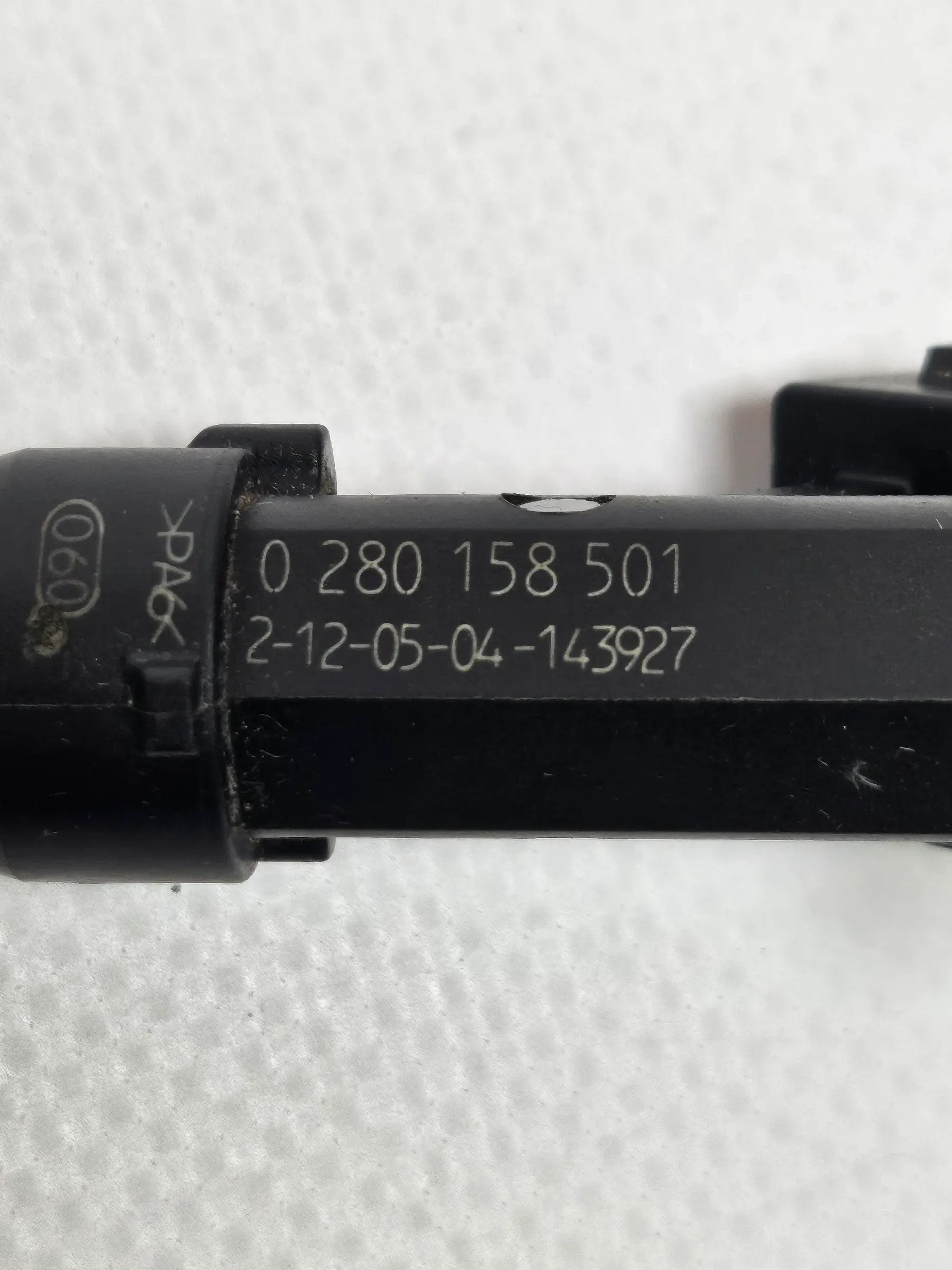 Oryginalna dysza wtryskiwacza Opel Agila Meriva Corsa C D Astra H 0280158501 1,0 1,2
