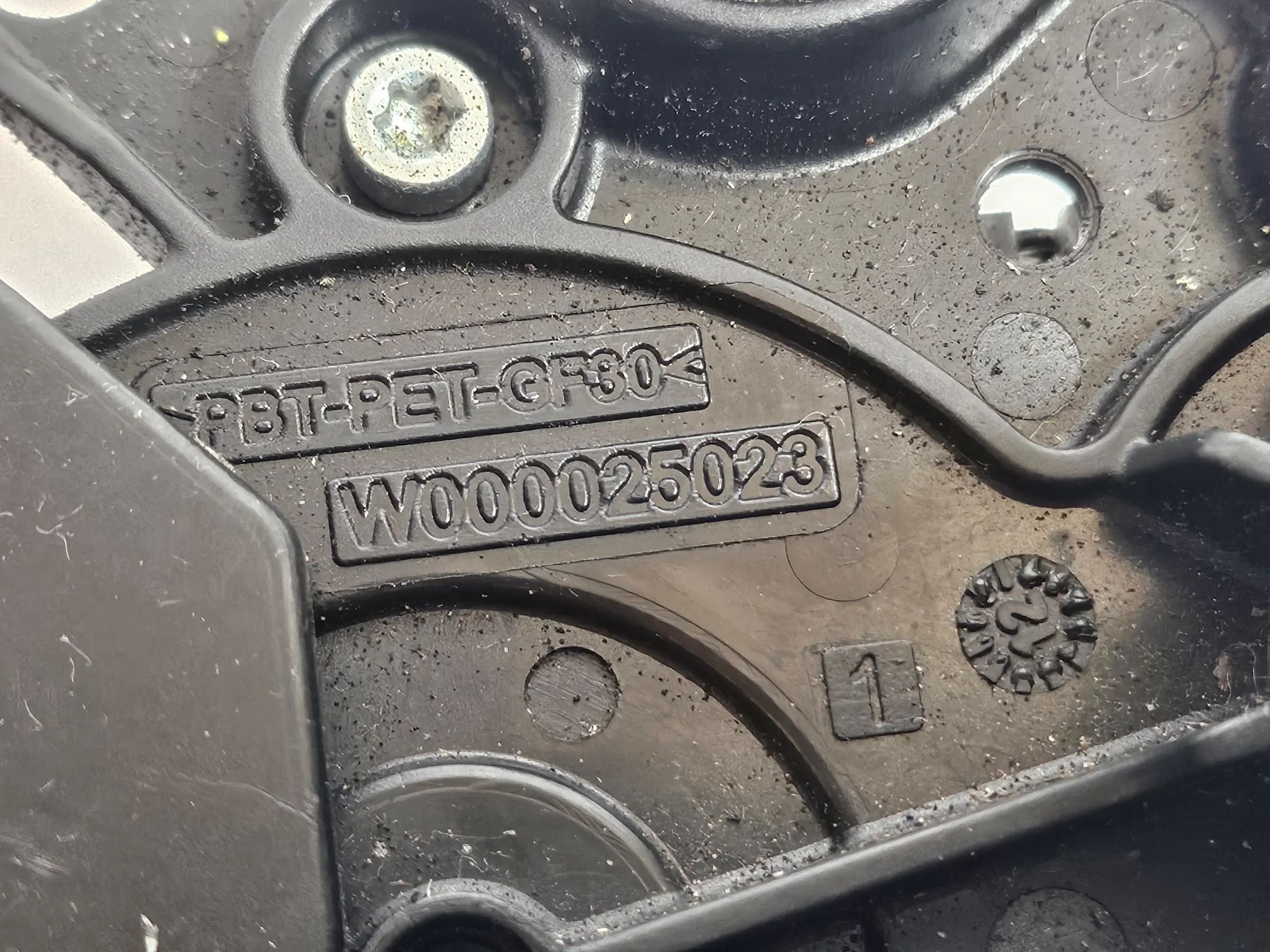 Mercedes A-Klasse W176 Wischermotor Heckscheibenwischer  hinten  A1769061600