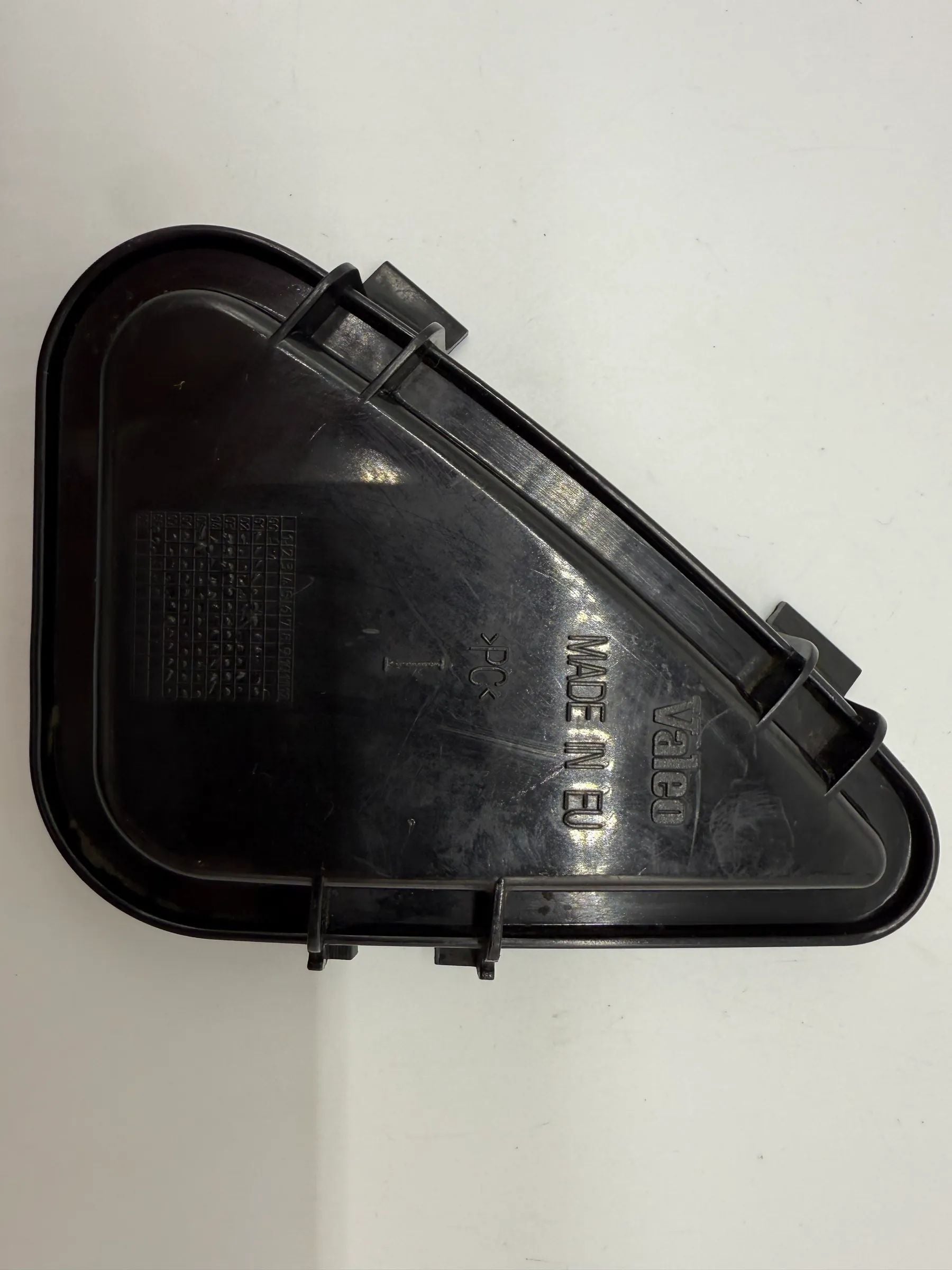 Oryginalna zaślepka reflektora lewa Seat Ibiza III (6L) 304451115