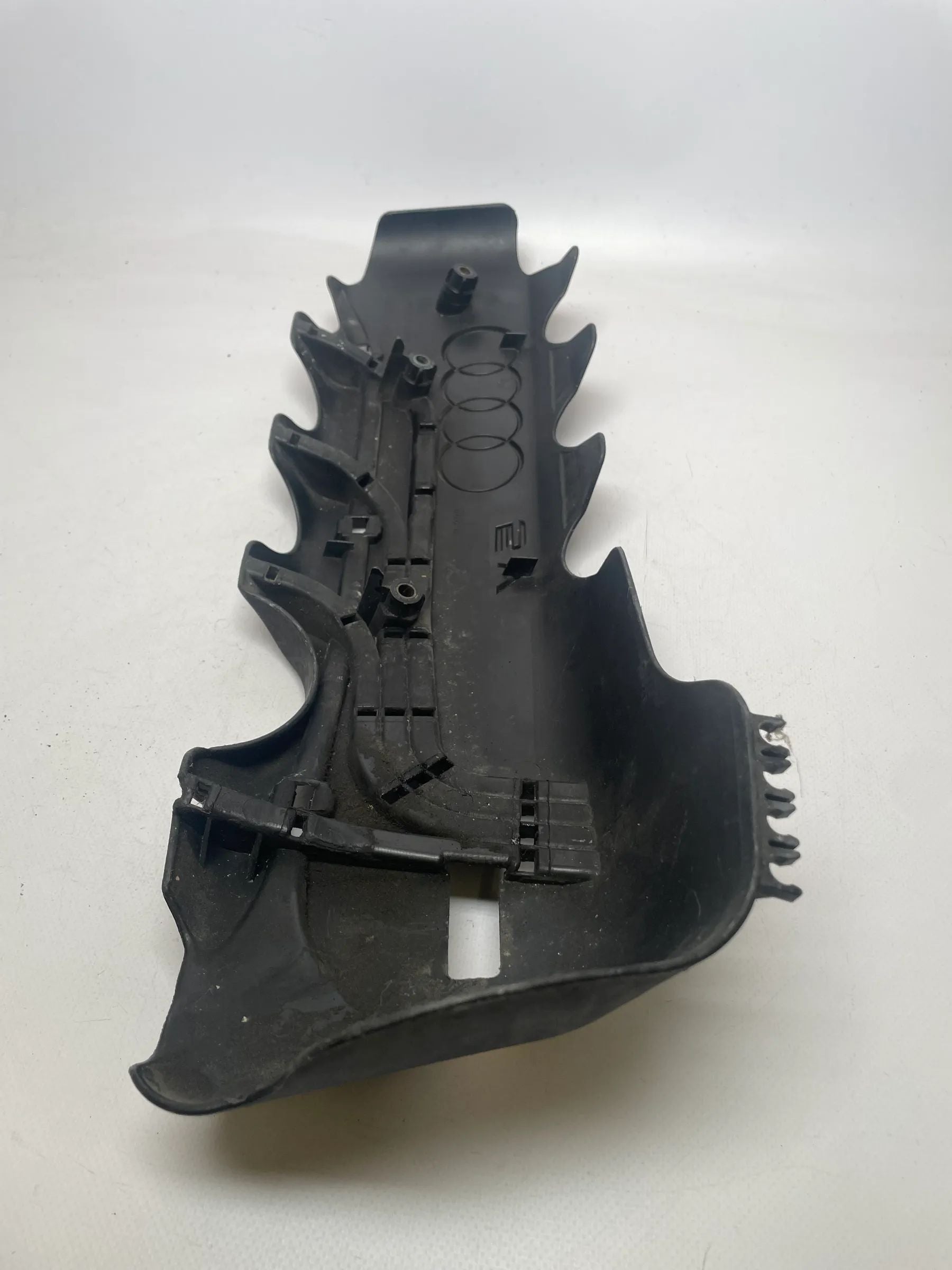 Original Audi A3 (8L1) Abdeckung Motor 06A 103 935