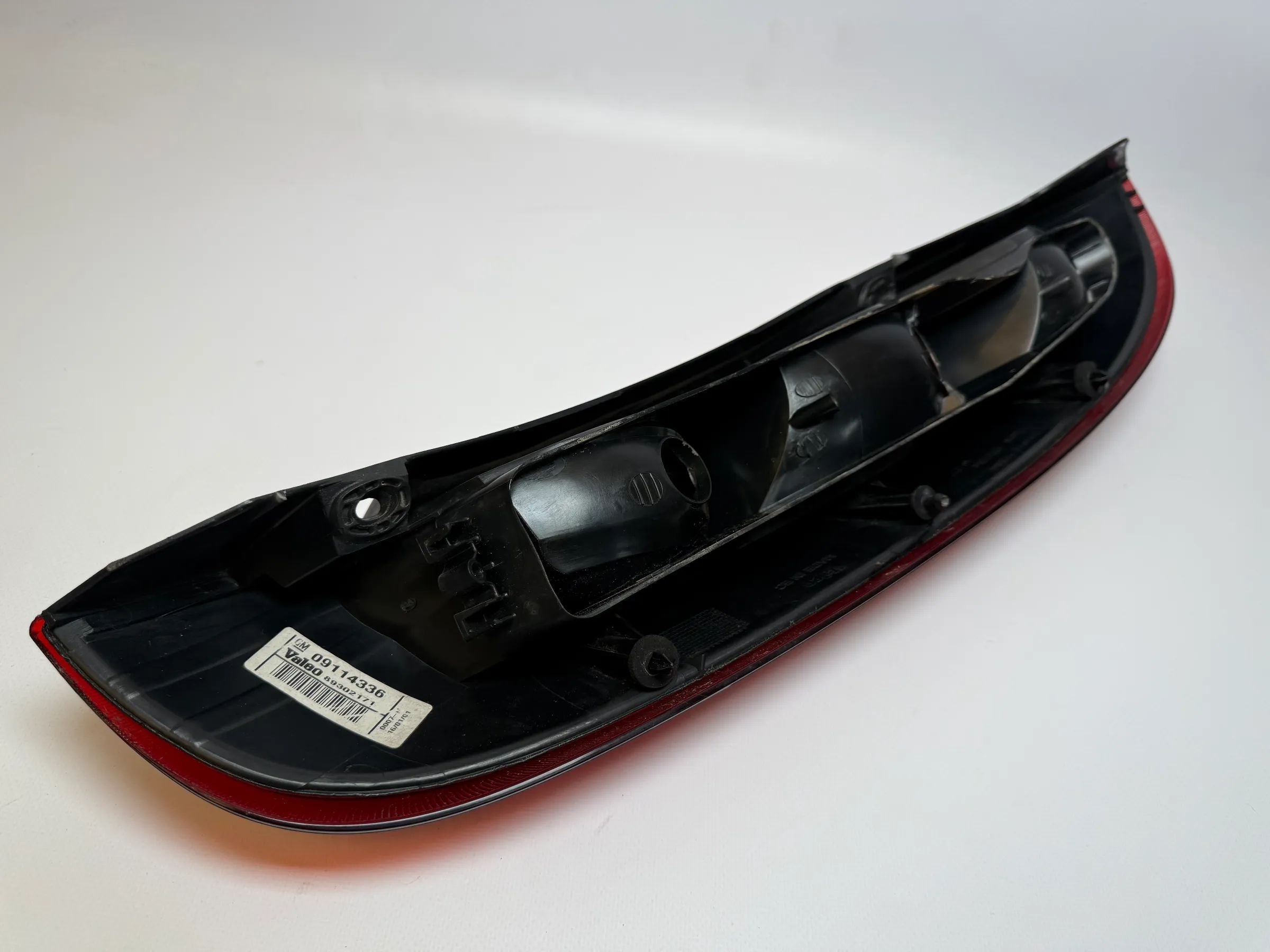 Original Opel Corsa C X01 rear light left Valeo 09114336 89302171 