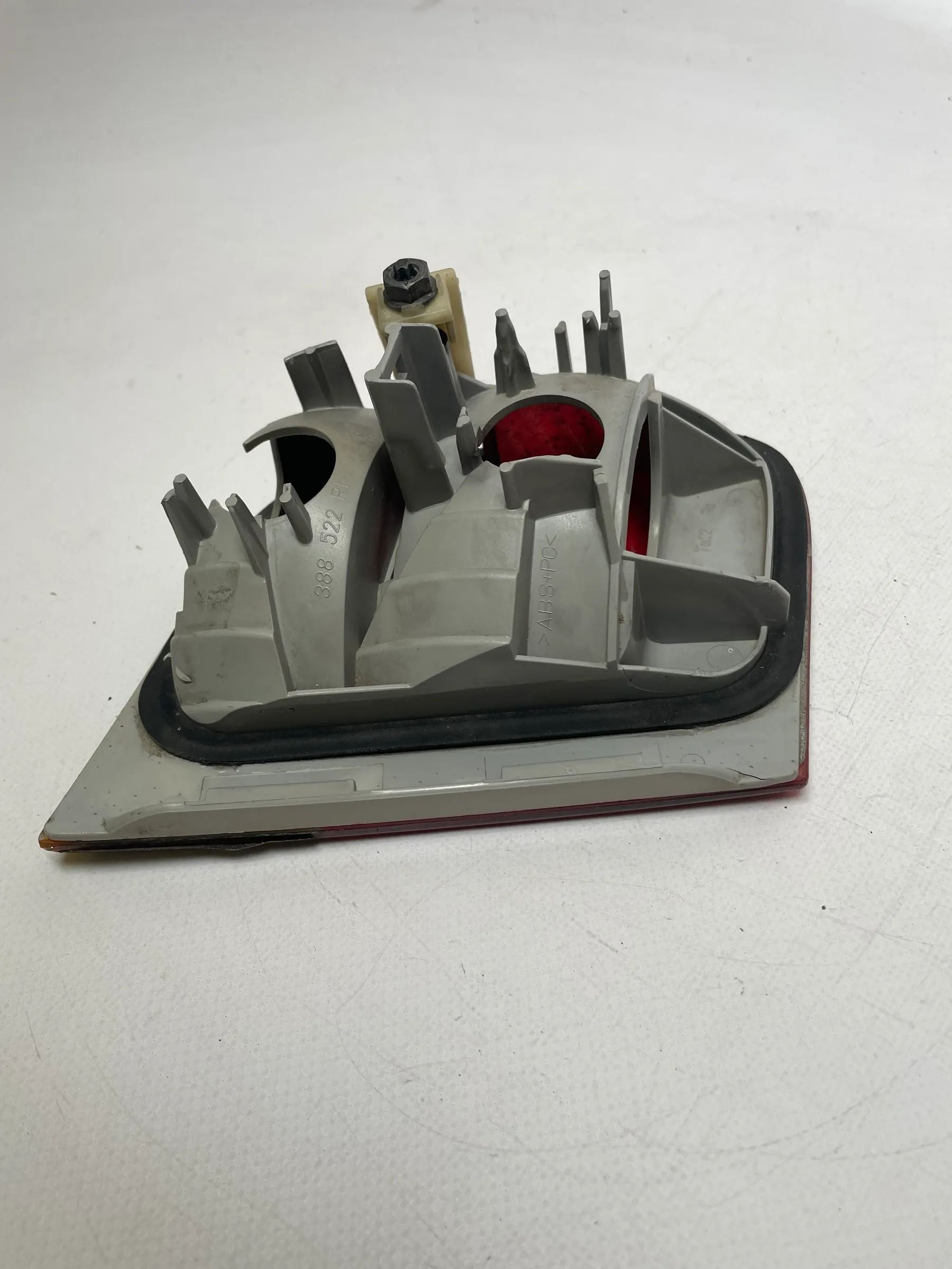 Original BMW 3er (E46) Rück- & Bremsleuchte Rechts 6907946