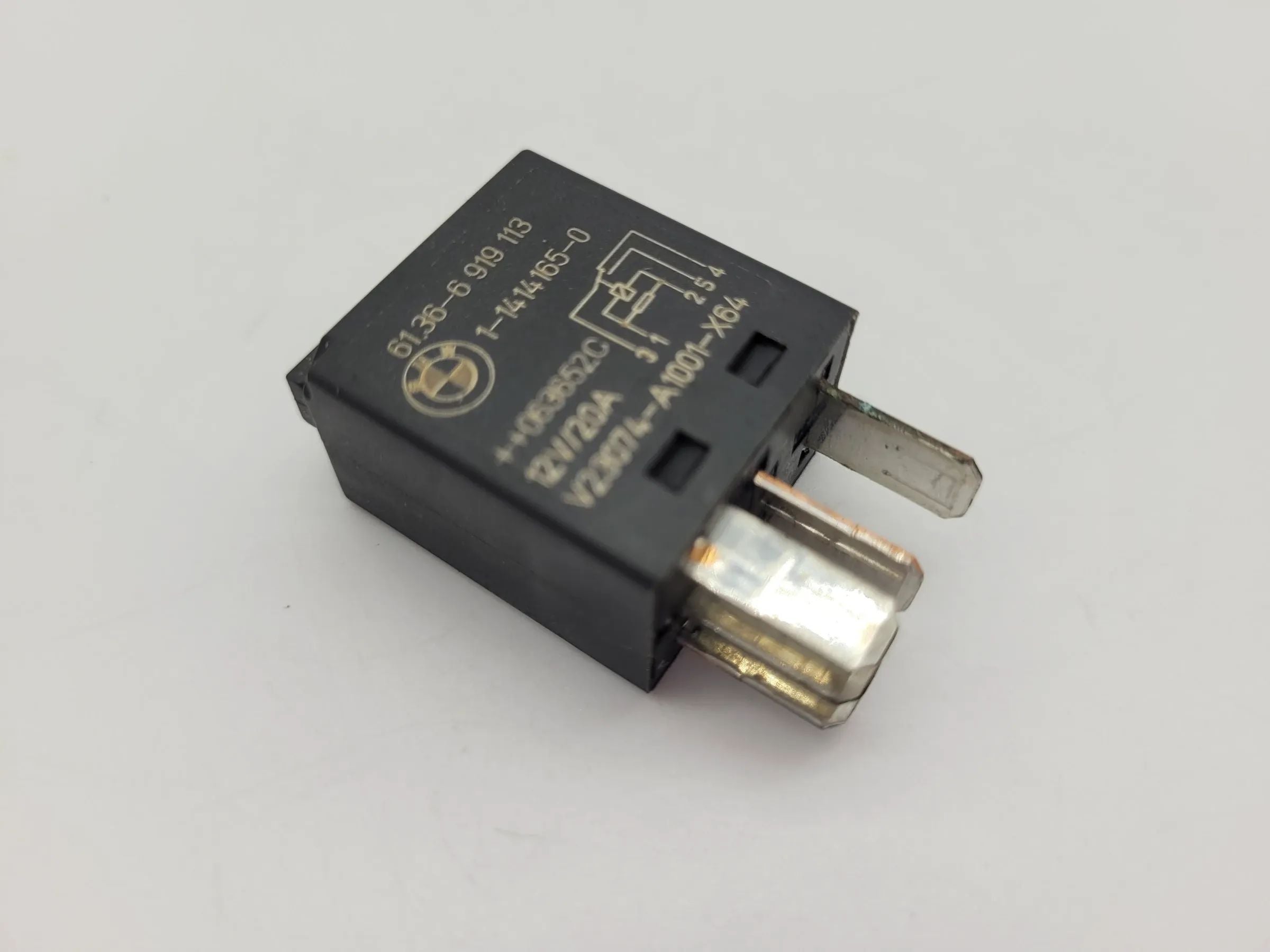 Original BMW 1er/2er/3er/5er/6er/X1/X2/X3/X5 Relais 61366901469