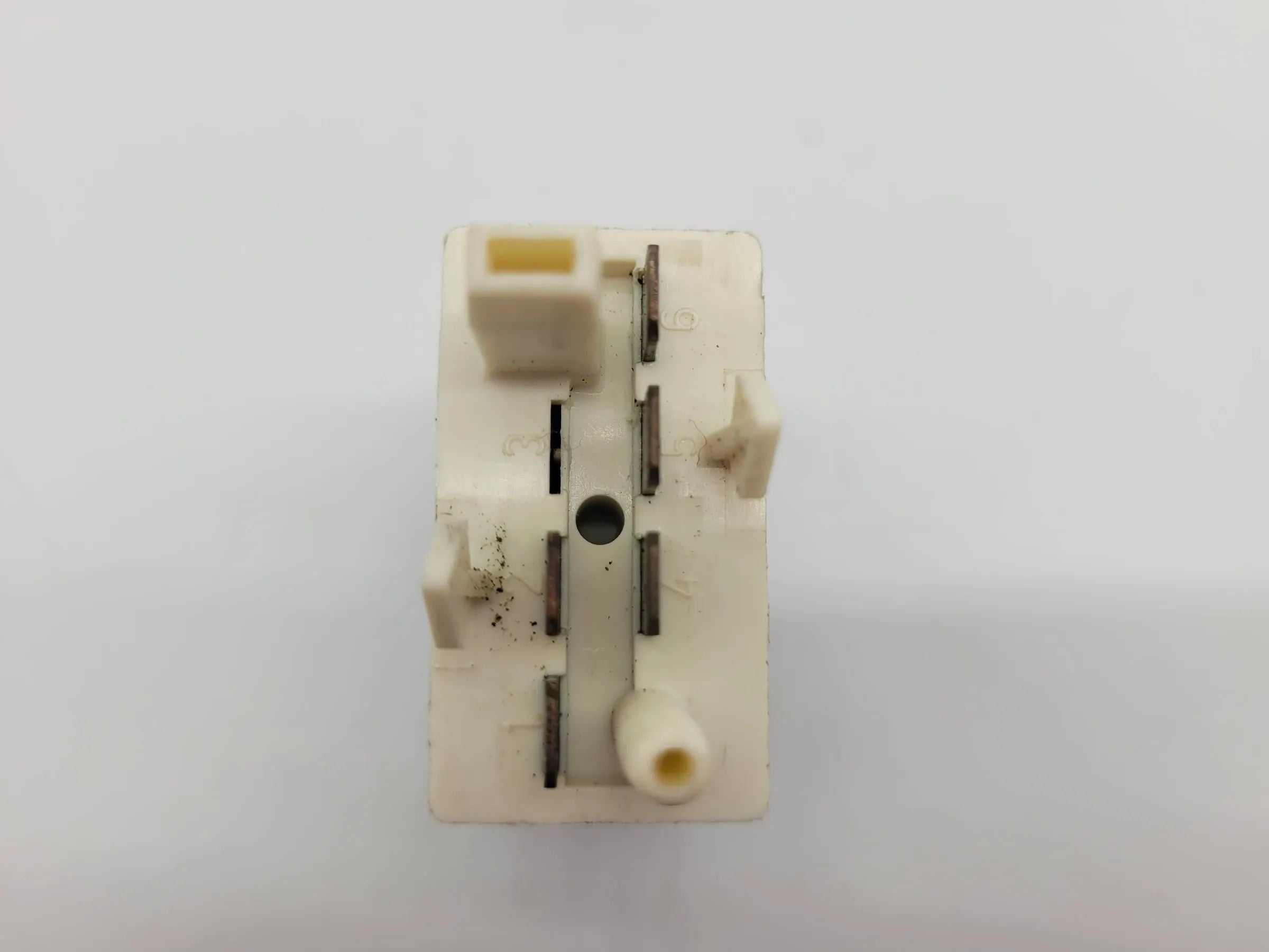 Original AUDI A4 (8D2/B5) Schalter Nebelscheinwerfer 4D0941535