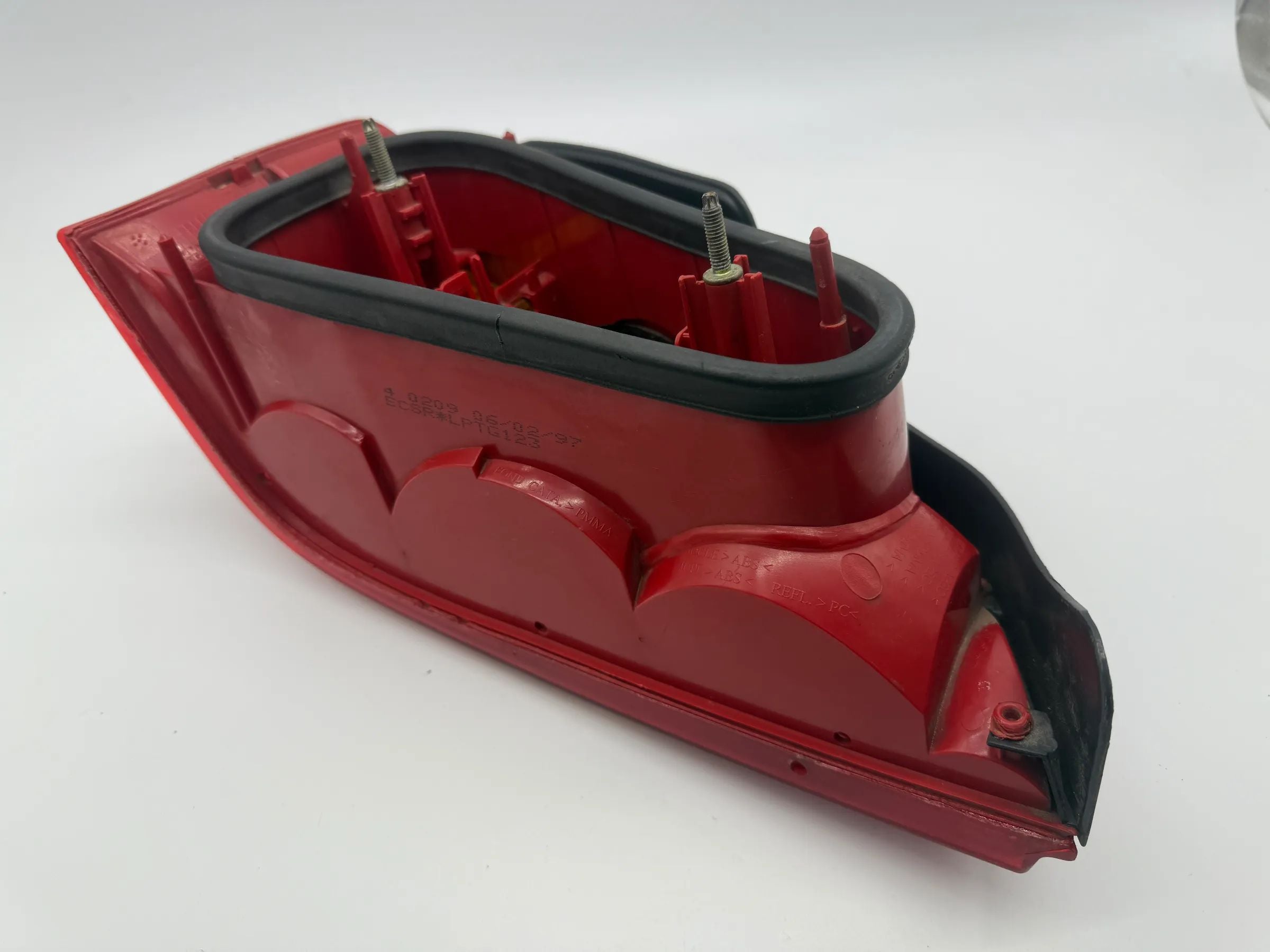 Original Peugeot 106 (1A/1C) Rück- & Bremsleuchte Rechts 2274D