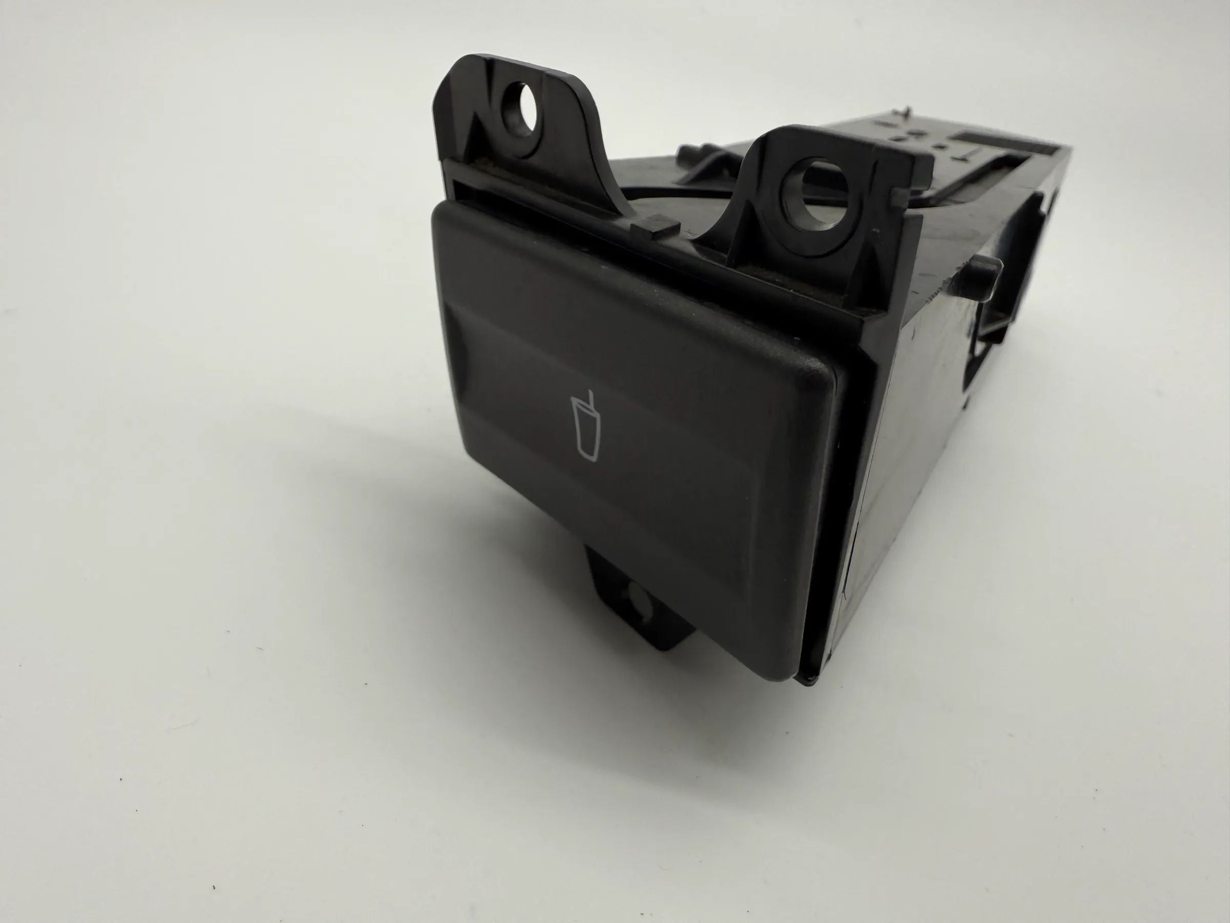 Original Ford Mondeo 3 III, cup holder, drink holder, cup holder 4S7113564A 