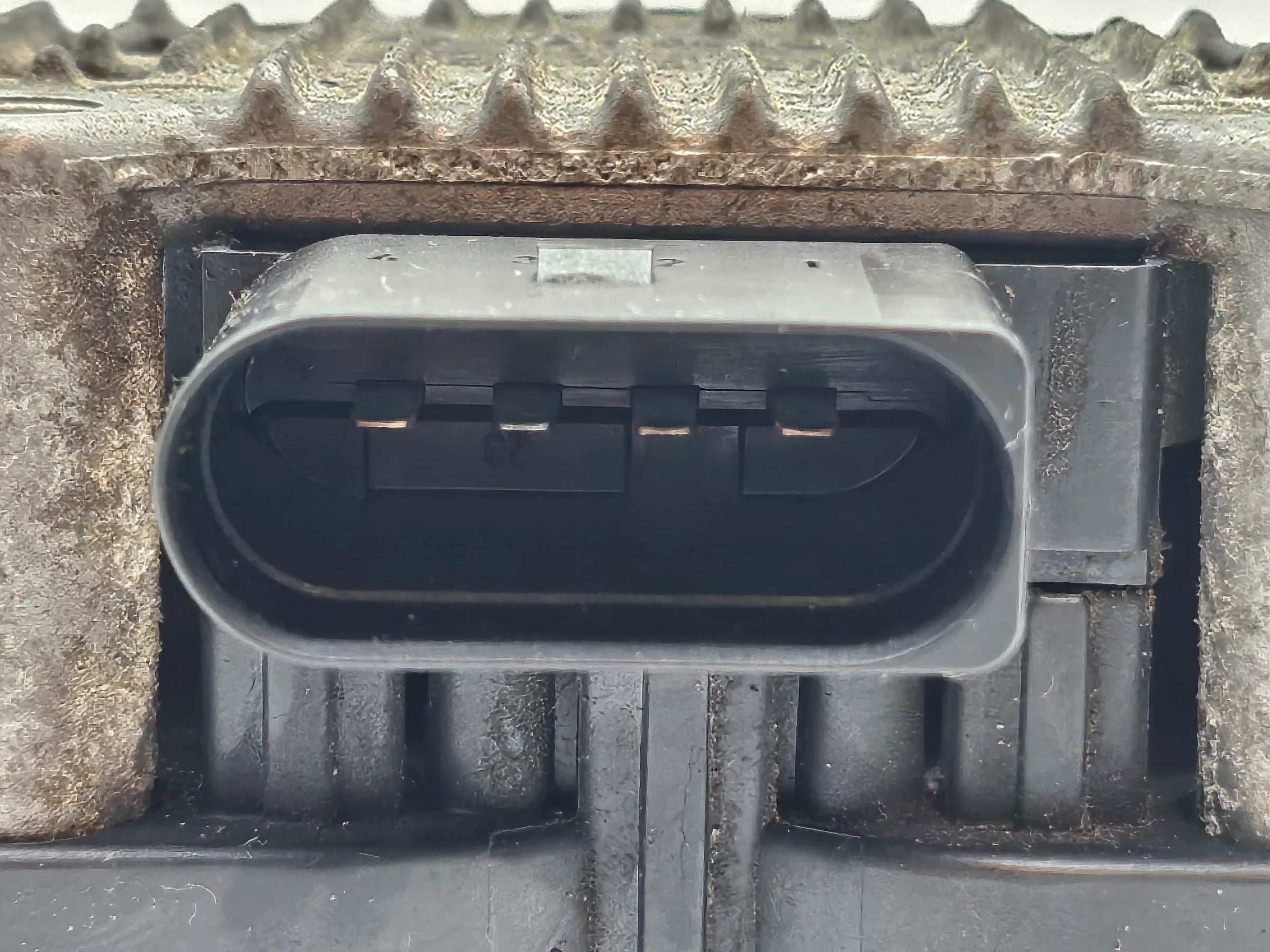 Original TEMIC VW Polo 6N2 Ignition Coil 032905106B 311740