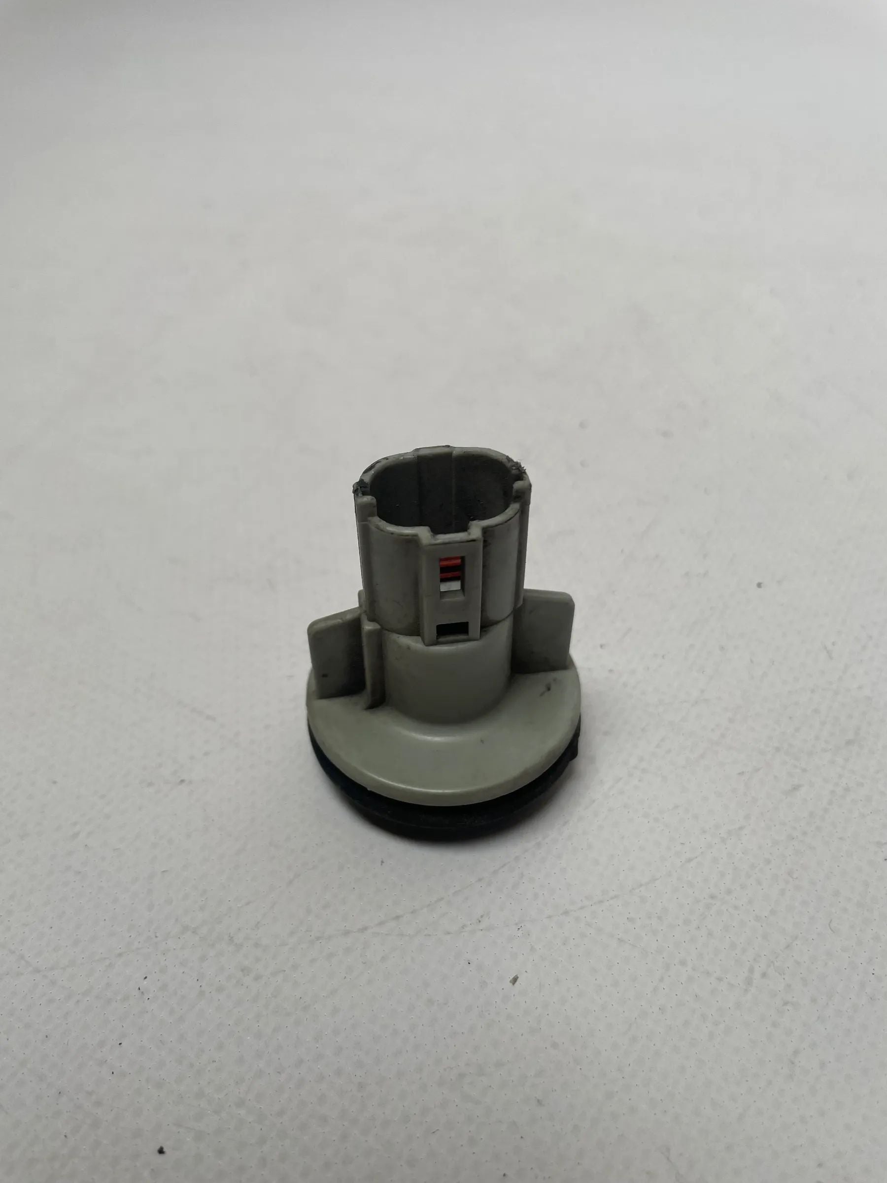 Original Hyundai Lantra II 2 (J-2) Lampenträger Rechts Vorne 92302-285