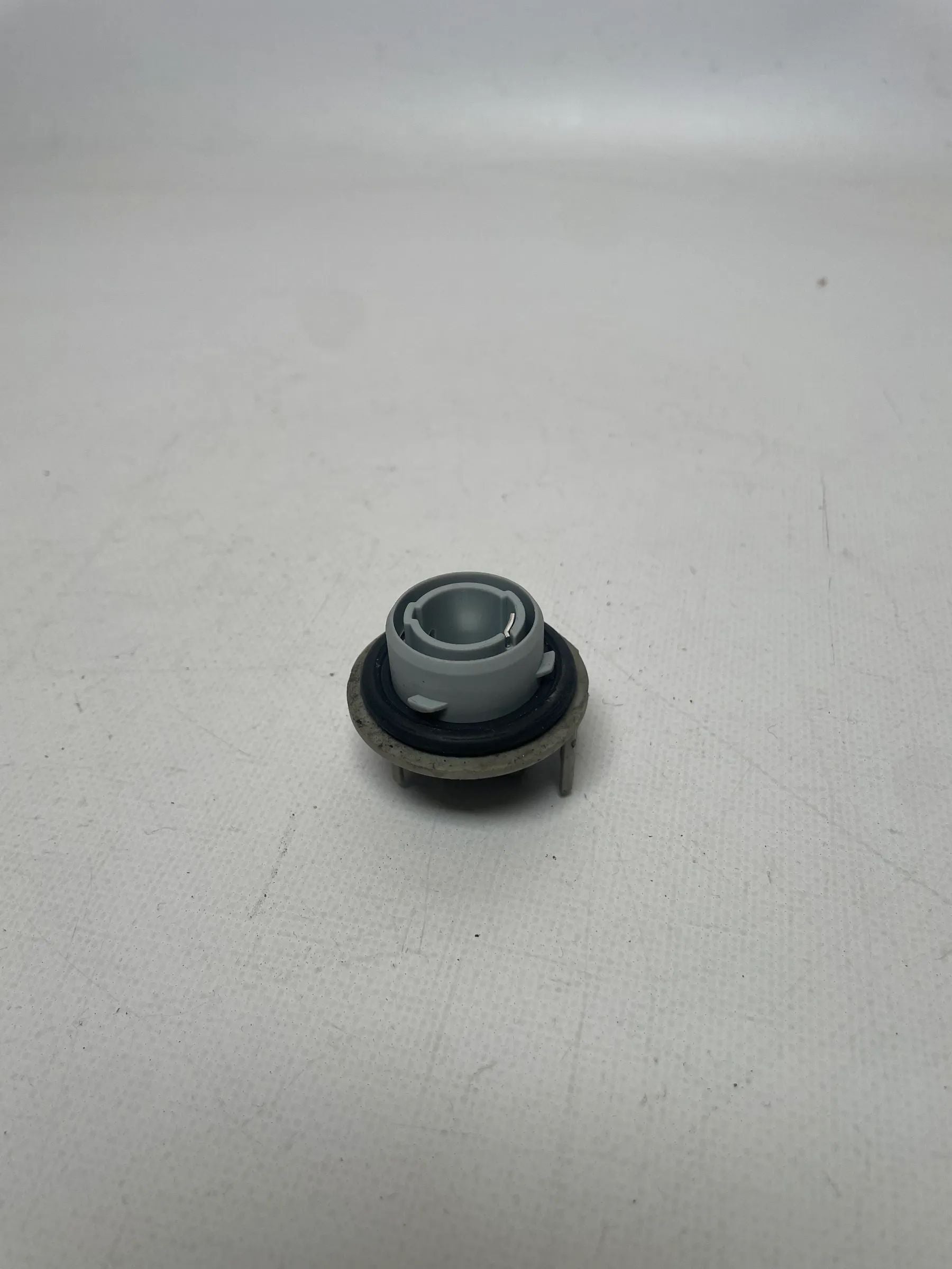 Original Ford Mondeo (BAP) Lampenträger Rechts Vorne 93BGI3K370AA