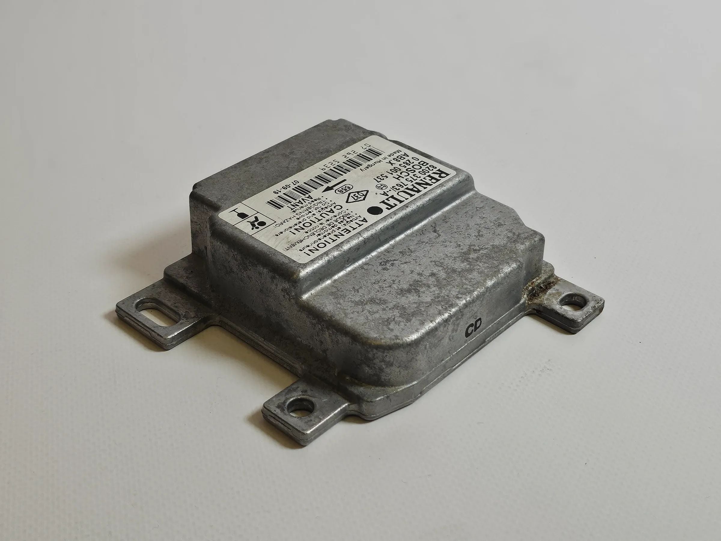 Original Airbag Steuergerät Renault Clio 2 II 8200375763A Bosch 0285001537