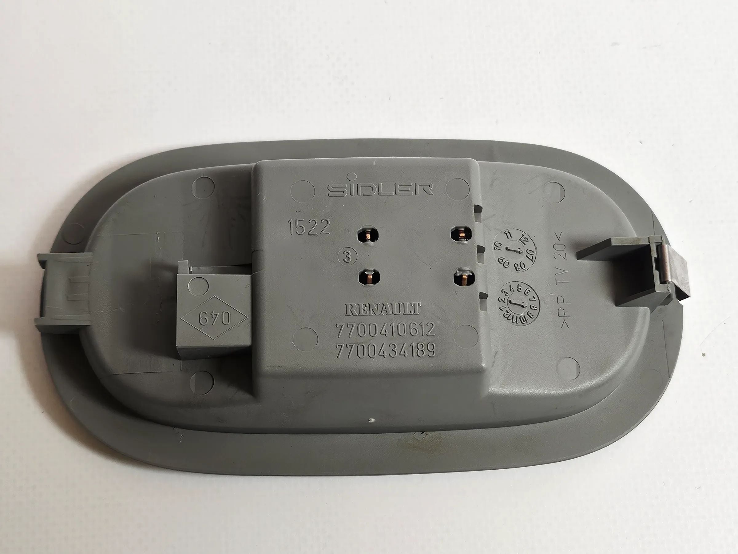 Orig RENAULT CLIO 2 II  Innenraum Deckenbeleuchtung Leselicht Leuchte 7700410612