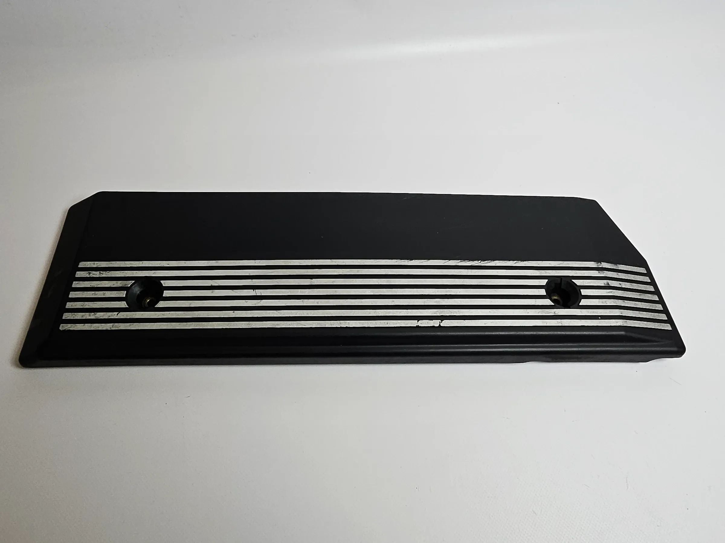 BMW E39 520I 523I 525I 530I Motorabdeckung Einspritzleiste 1435950 M52TU M54