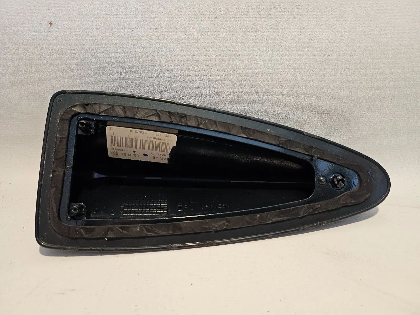 純正 BMW E60 E61 GPS用ダッシュアンテナカバー オックスフォードグリーン 21367510