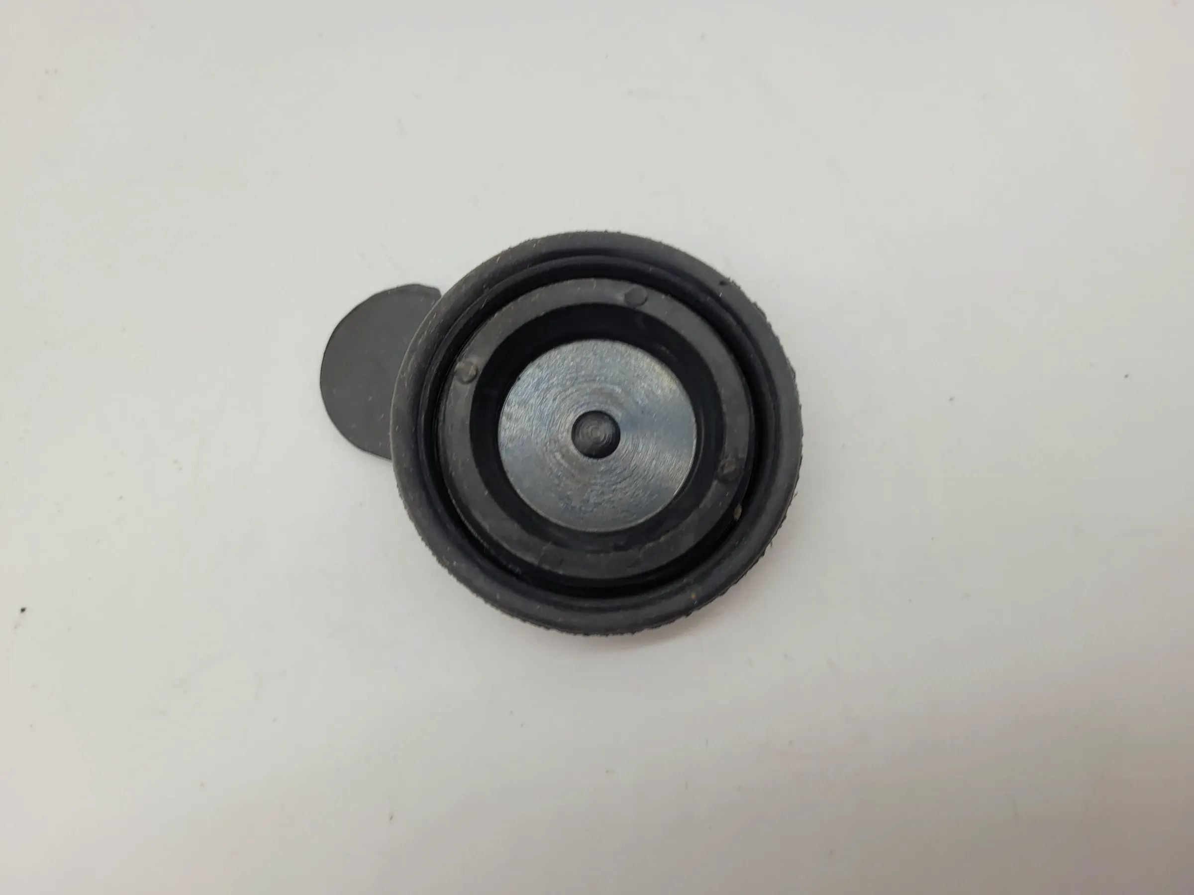 VW FOX 5Z Scheinwerfer Staubkappe Klein L/R 02-441-11A4N2