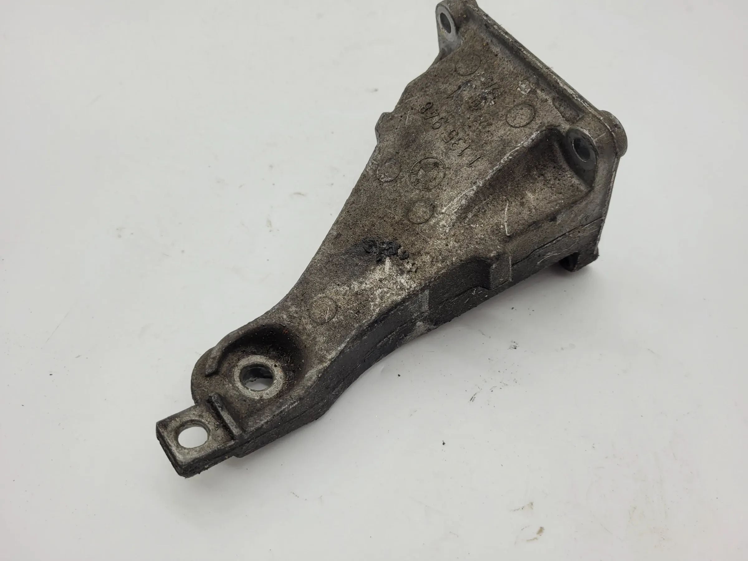 BMW 5 E34 Motorhalter Halter Motor Halterung Rechts 1135948 Original