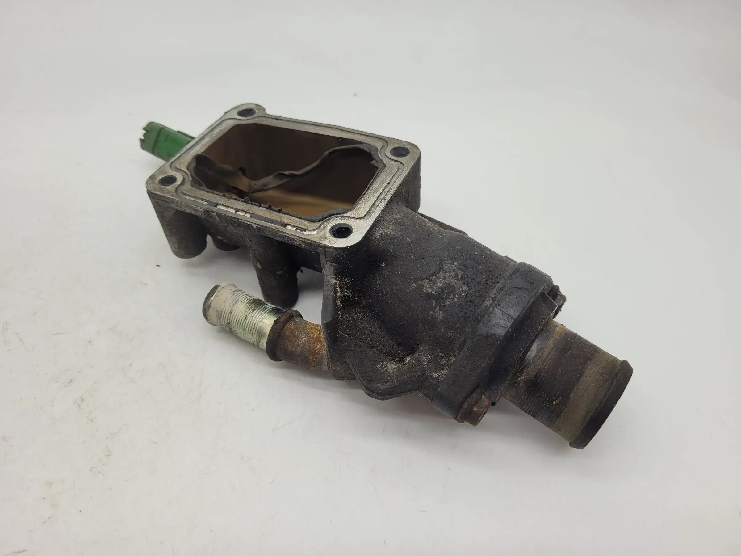 ของแท้ Peugeot 206 CC (2D) ตัวควบคุมอุณหภูมิน้ำหล่อเย็น ฝาครอบเทอร์โมสตัท 9646977280
