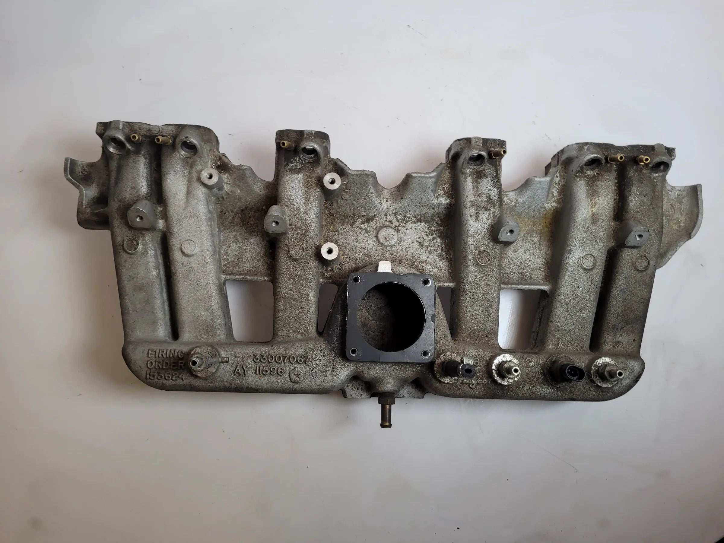 Jeep Cherokee / Wrangler 2 XJ/TJ Ansaugbrücke Ansaugkrümmer 33007067 Original
