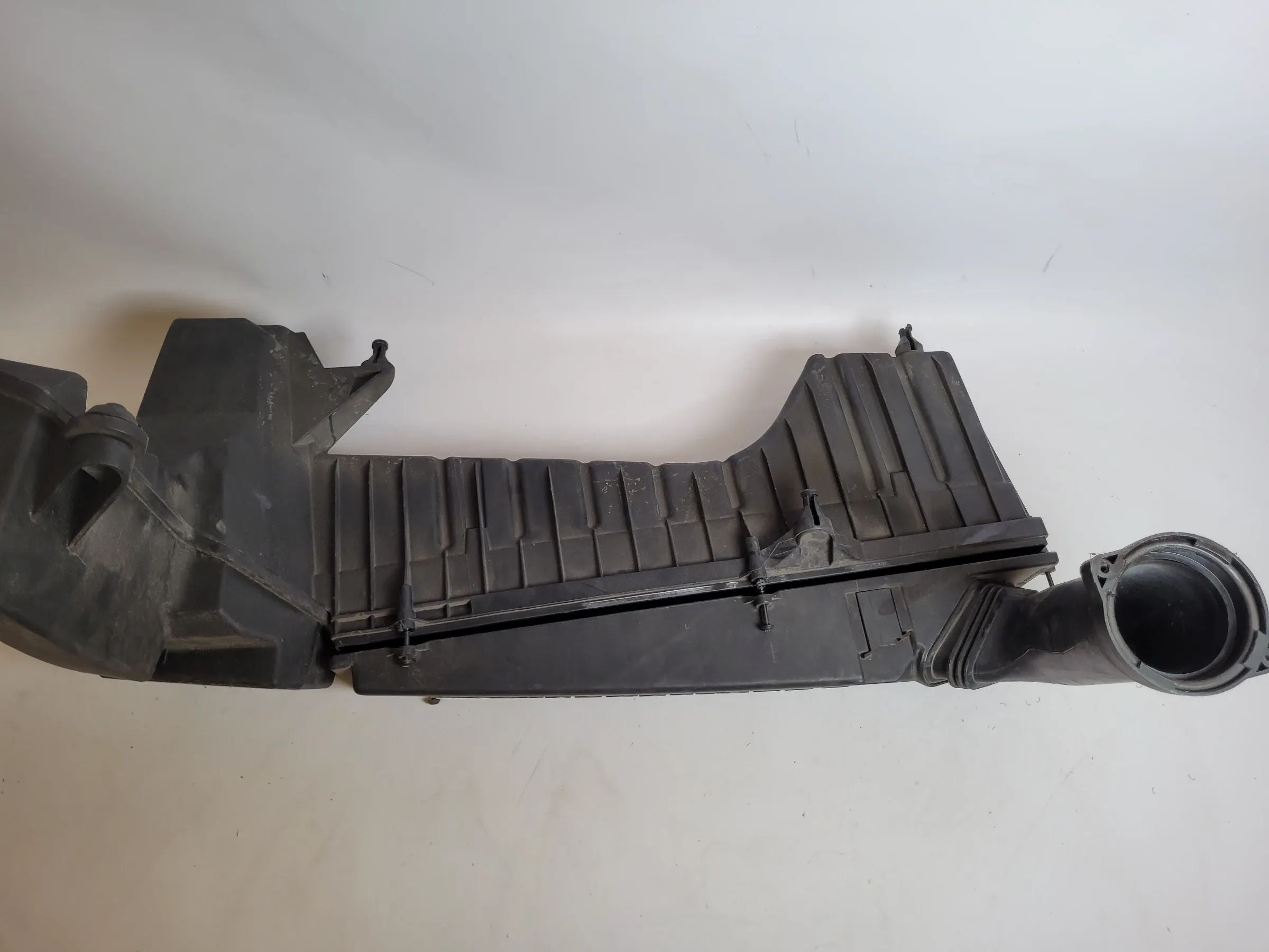 Mercedes C-Klasse CL203 Luftfilterkasten Gehäuse A1110940304 Original