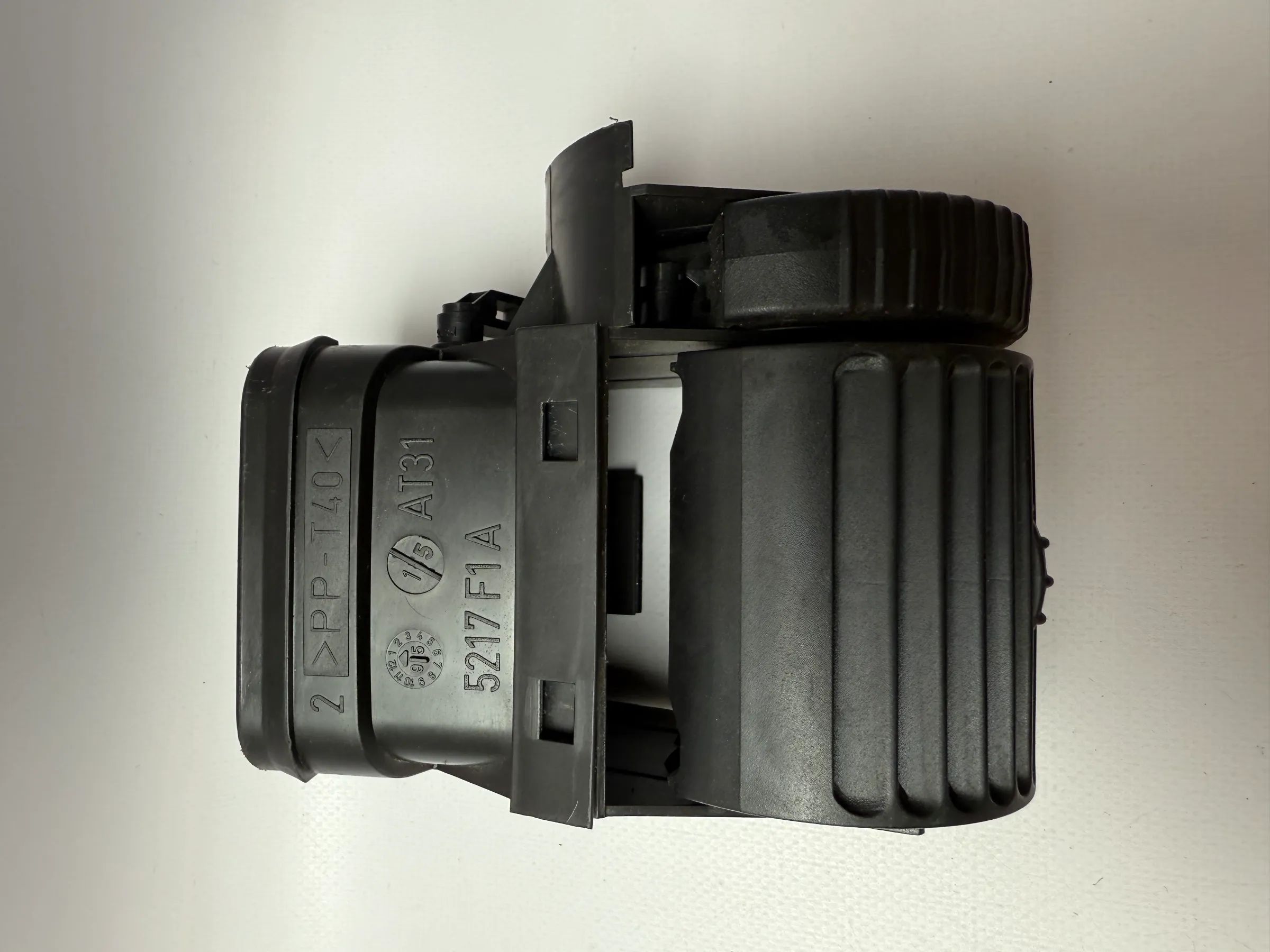 Originele Opel Corsa B Ventilatierooster Ventilatierooster Luchtkanaal AT315217F1A / 90386874 LHD