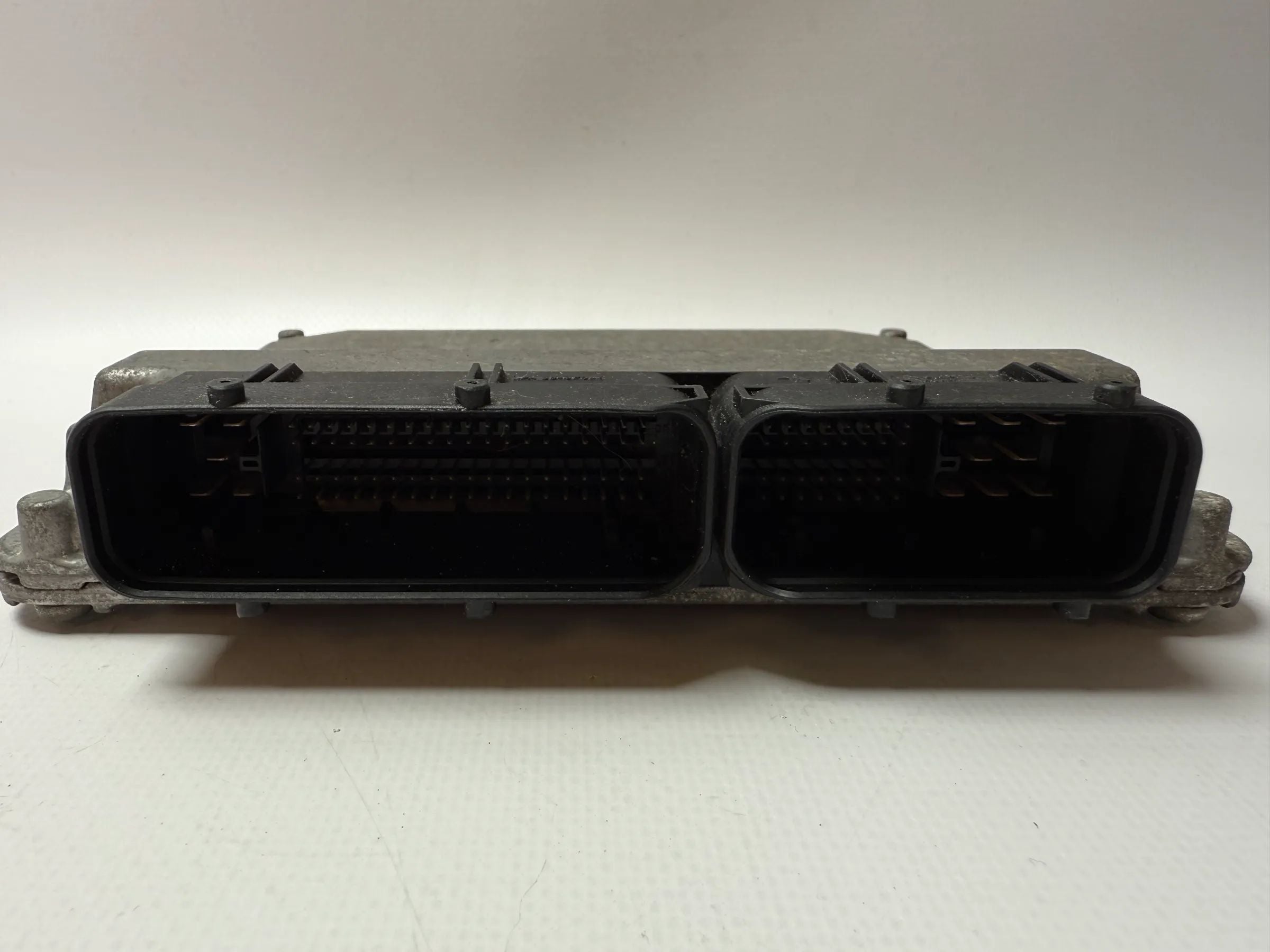 Original VW Polo 9N 1.2 40kW 2004 Engine Control Unit 03D906032C / 5WP40124 07