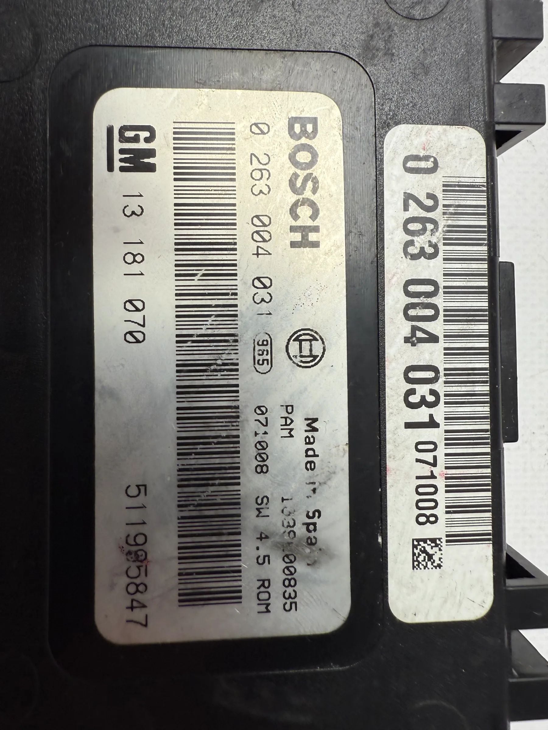 Оригинальный блок управления парктроником Opel Vectra C / Signum 3.0 13181070 / 0263004031