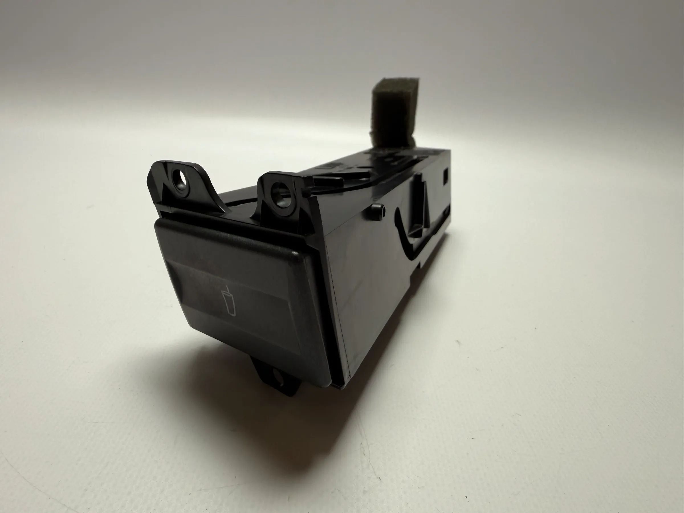 Original Ford Mondeo 3 III Becherhalter Getränkehalter Becherhalter 4S7113564A