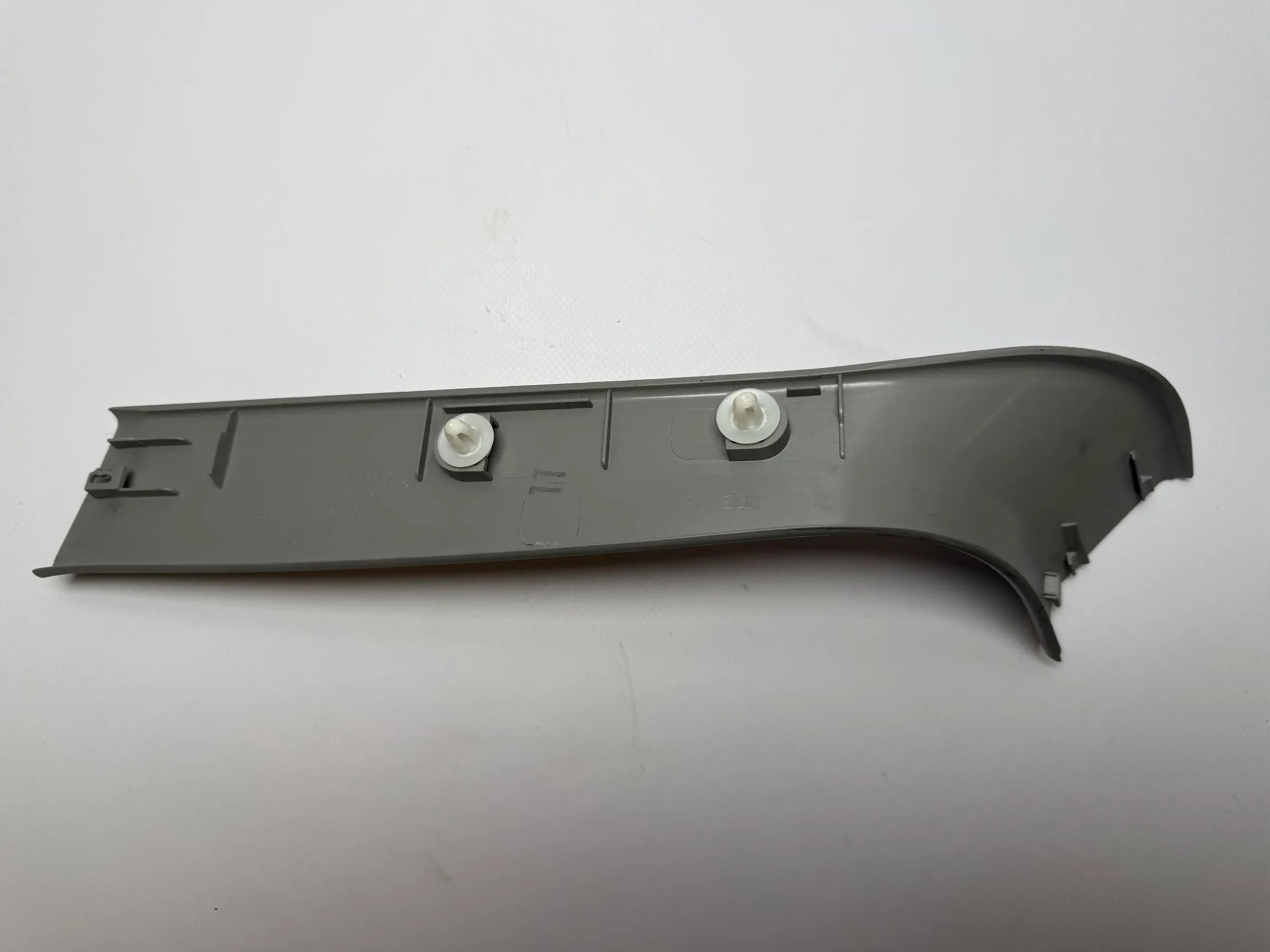 Оригинальная накладка крышки багажника левая для BMW 3 серии E91 LCI 7119053