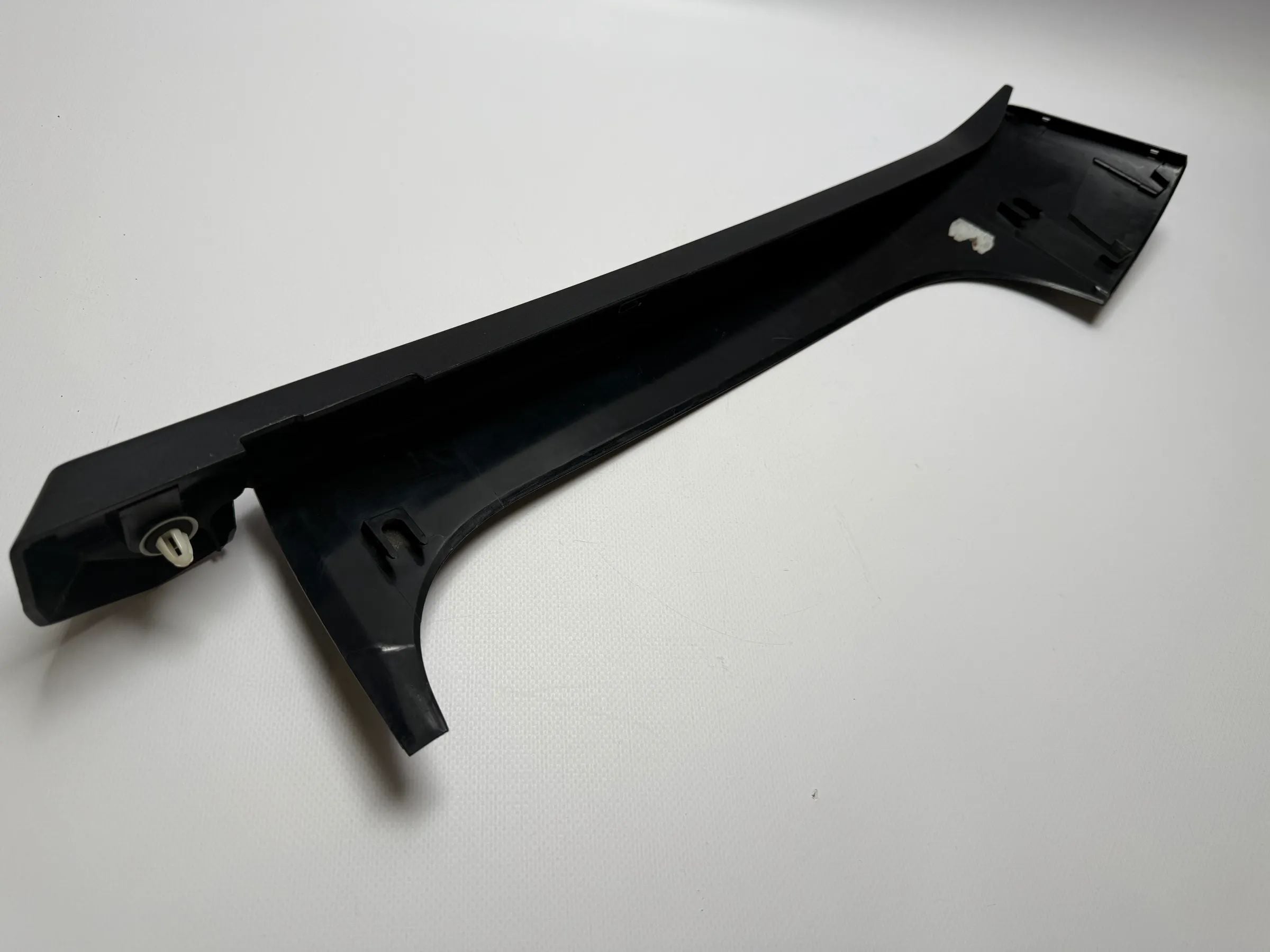 Оригинальная накладка крышки багажника BMW 3 TOURING (E91) 320D 15678911