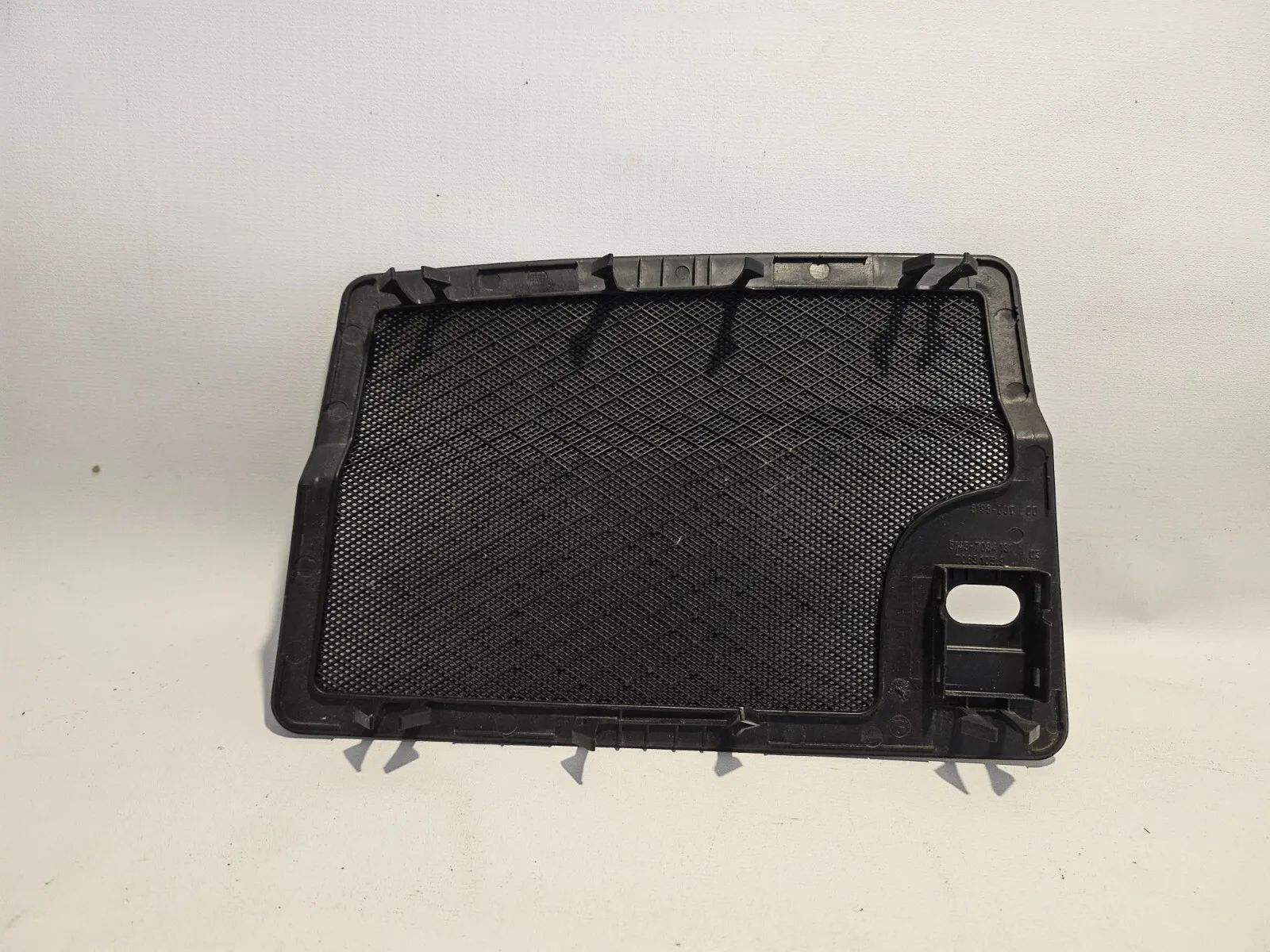 Orijinal BMW 5 Serisi E60 E61 Hoparlör Kaplaması Siyah 7034131 Orta