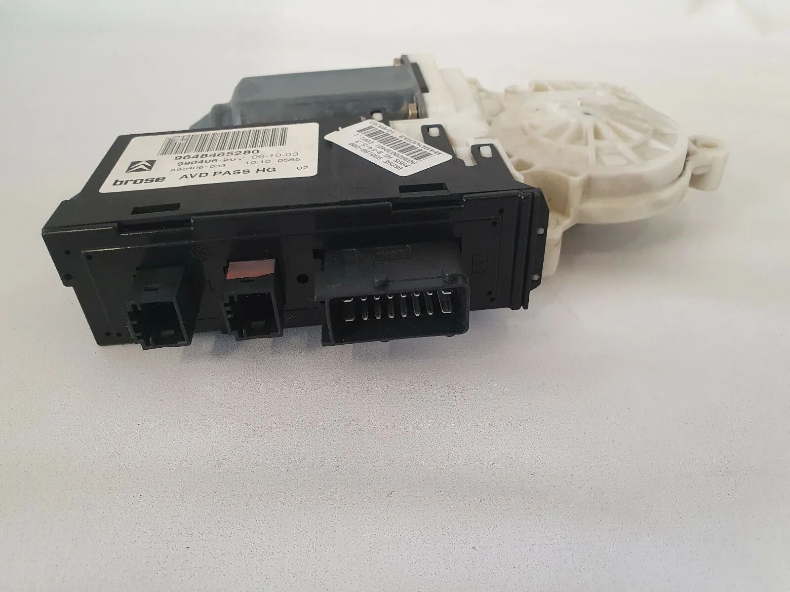 อะไหล่แท้ Citroen C5 มอเตอร์กระจกไฟฟ้าประตูผู้โดยสารหมายเลข VR 9648485280