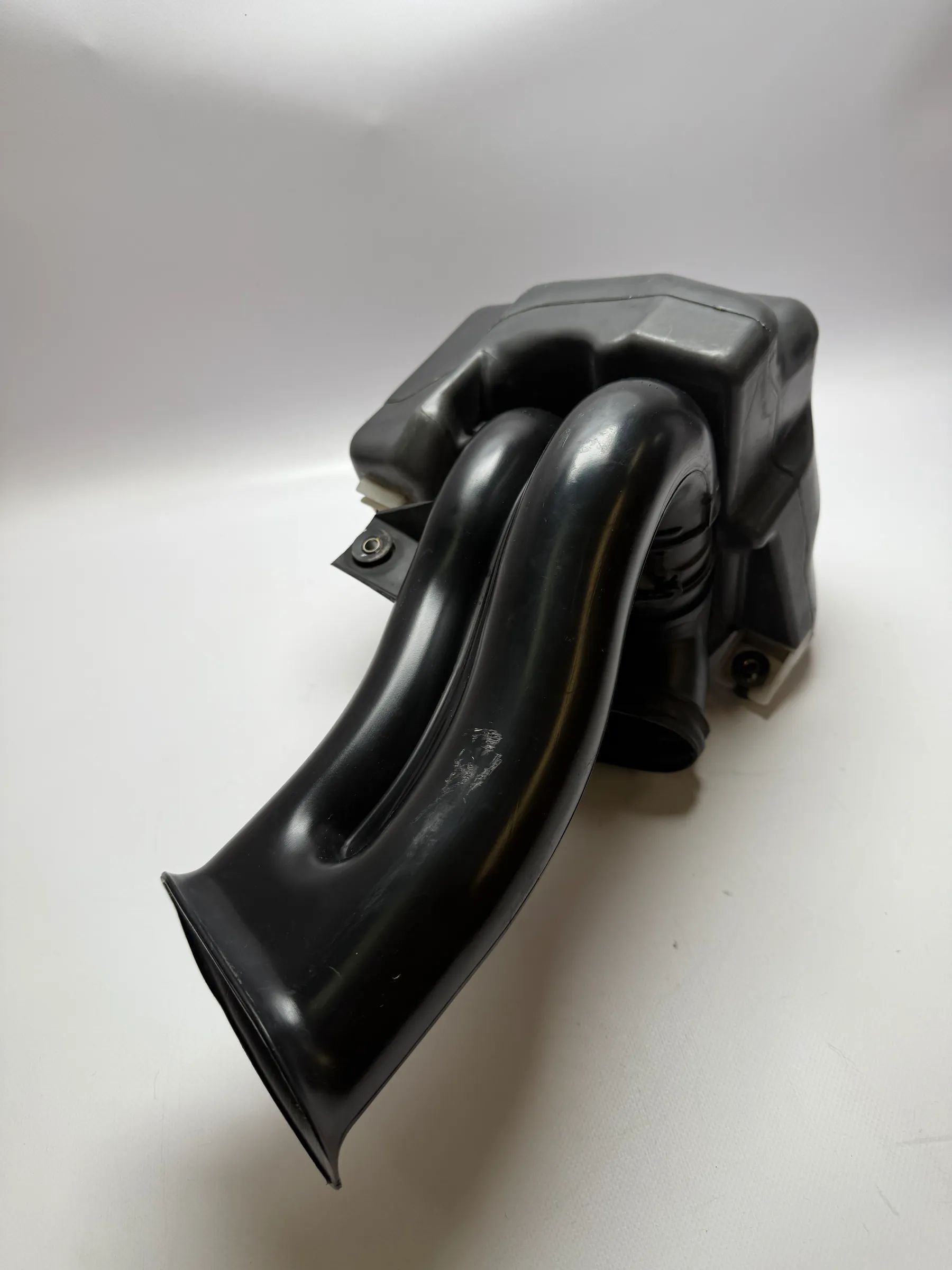 Originele Honda Prelude Luchtinlaat Resonatorkamer 17230-P5k-000