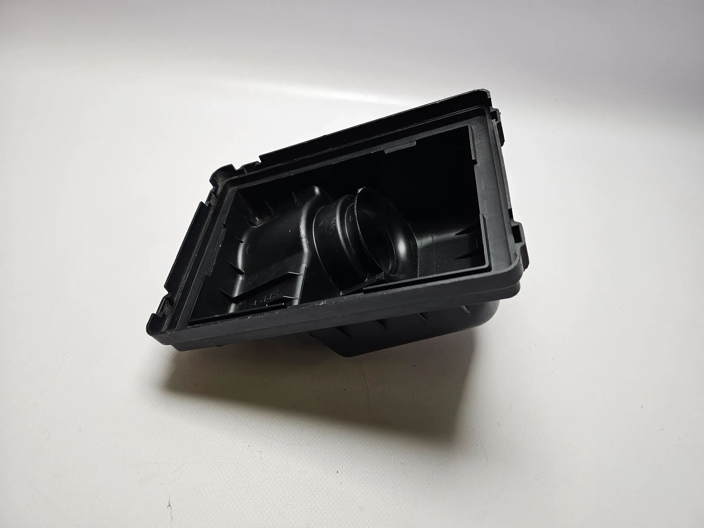 असली Mazda Demio 1.4 DW लुफ्टफिल्टरकास्टेन ऊपर B34M E5T52171