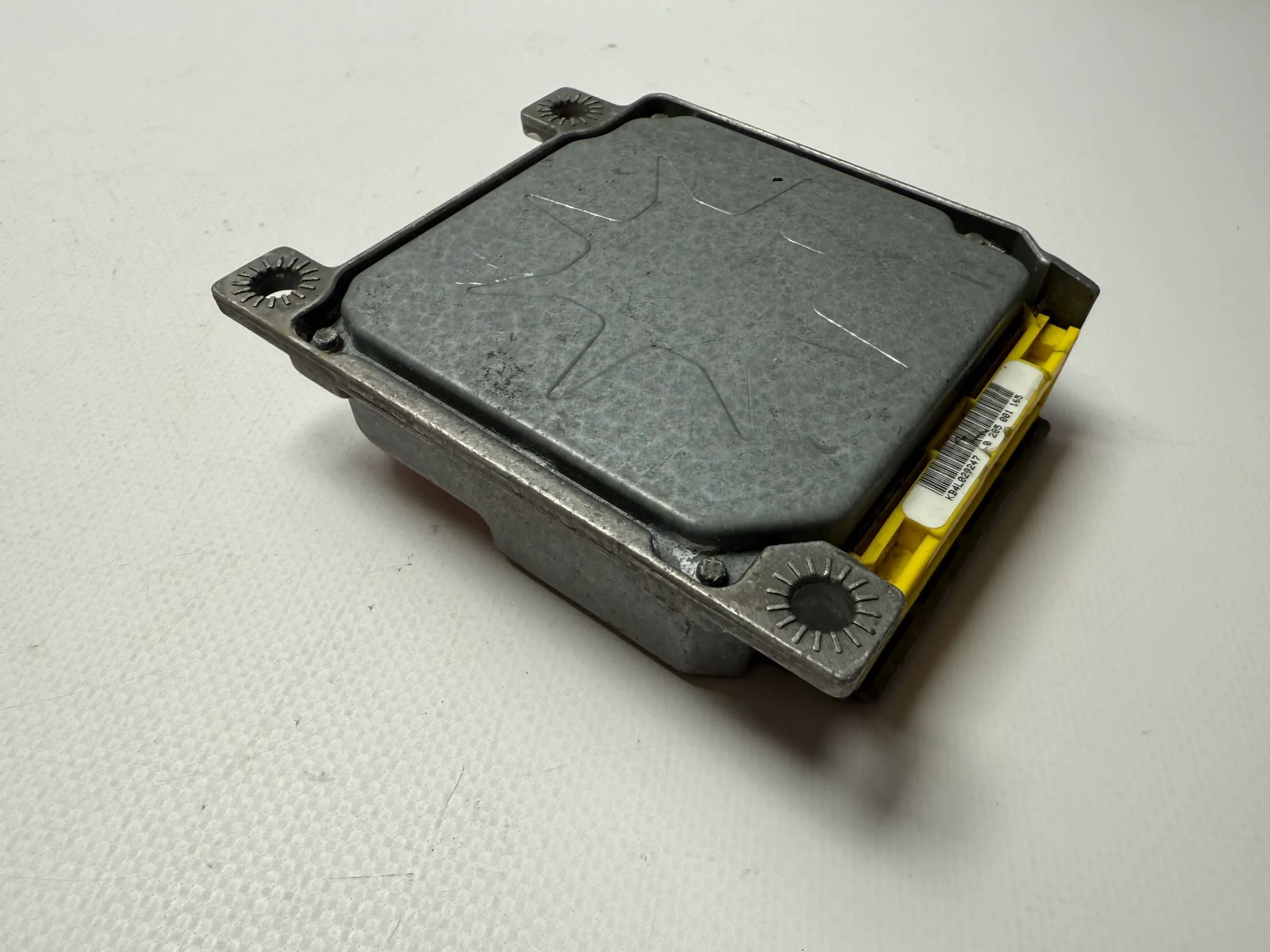 Original Mercedes Benz W202 W208 CLK Airbag Calculateur 0285001165 / 0018200826