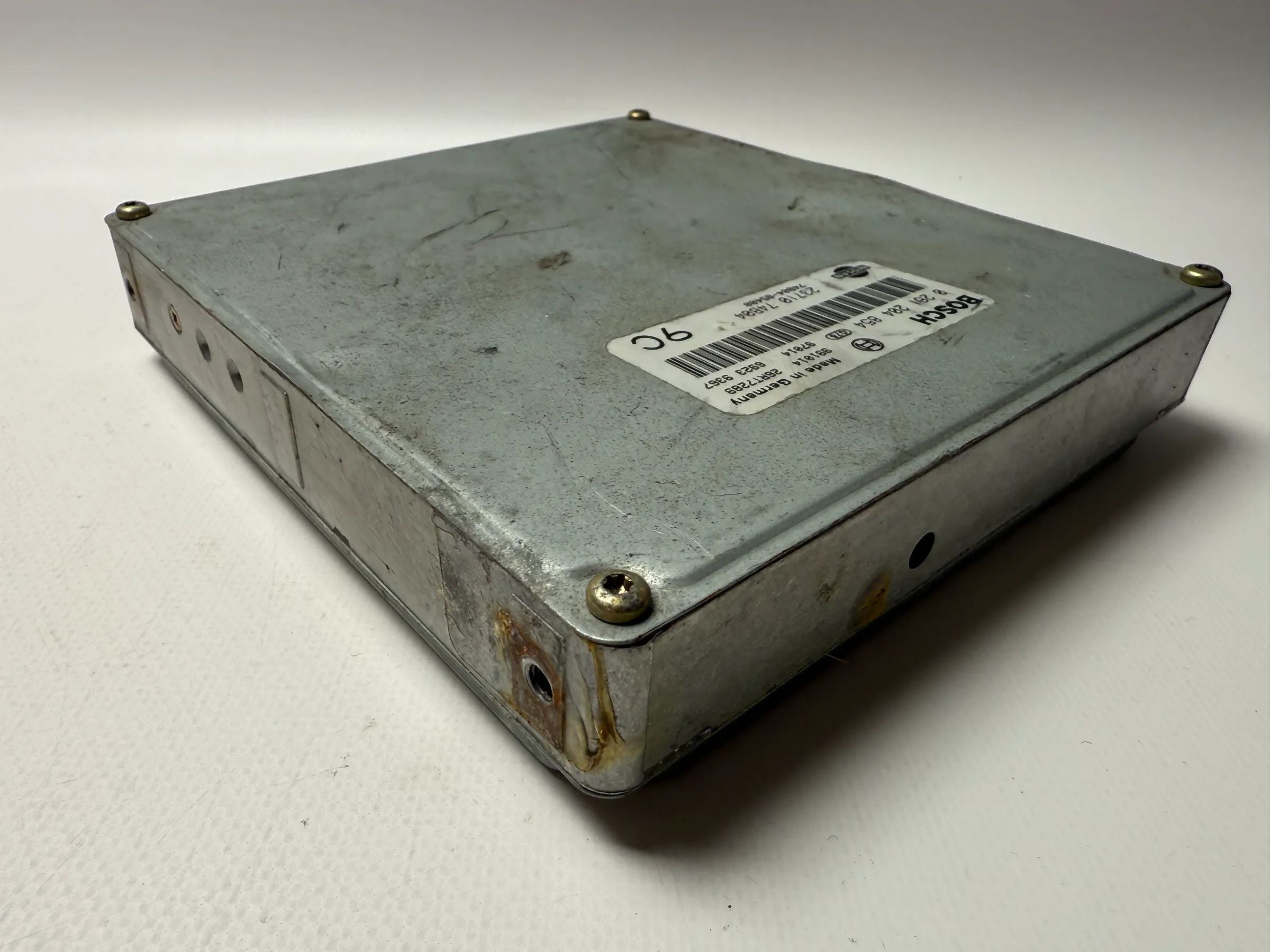 Originele NISSAN MICRA II K11 Motorbesturing ECU 2371074B04 / 0261204854