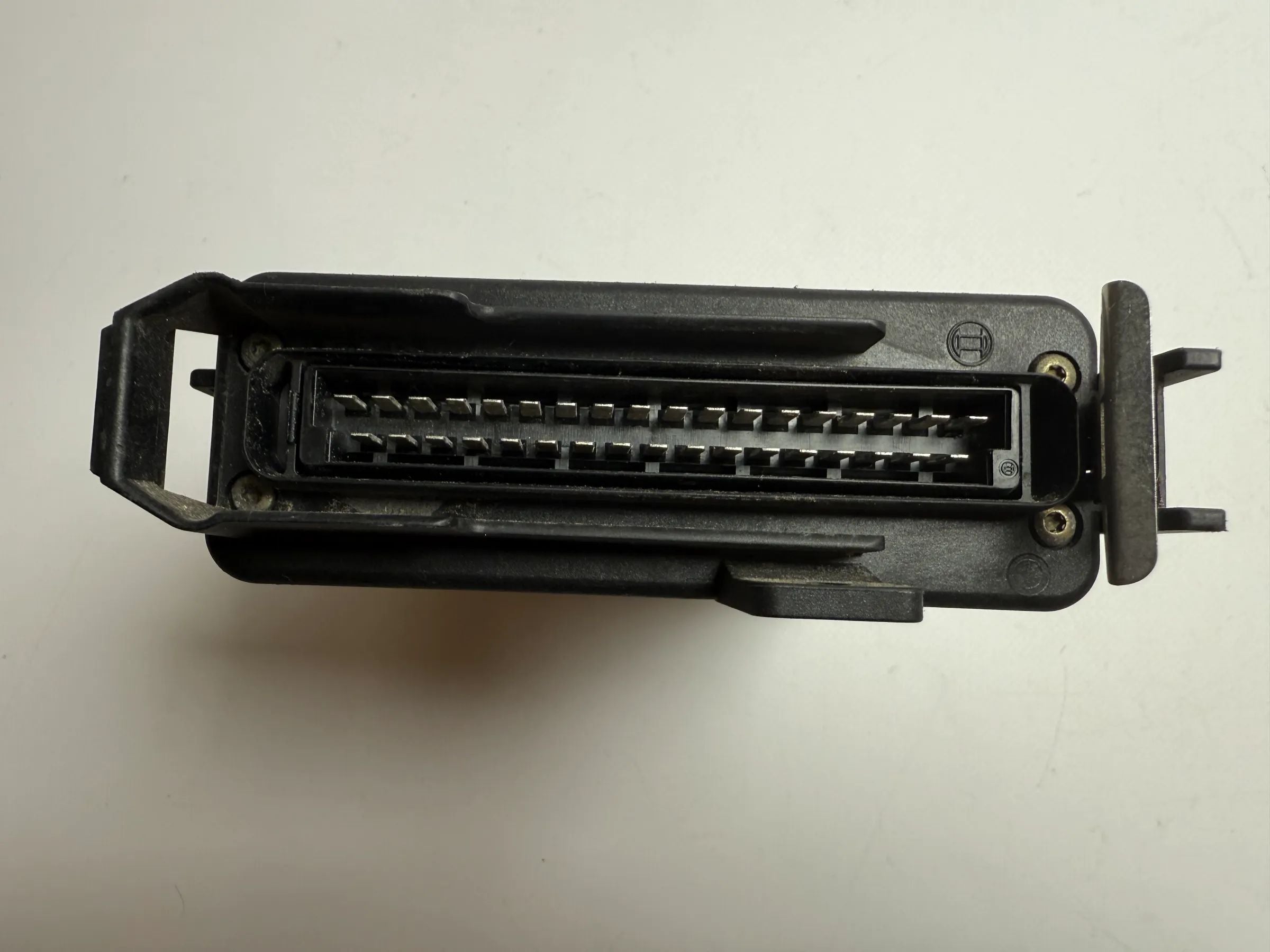 Original VW Passat 35i 1.8 Engine Control Unit ECU 0261200261 / 443907311B 