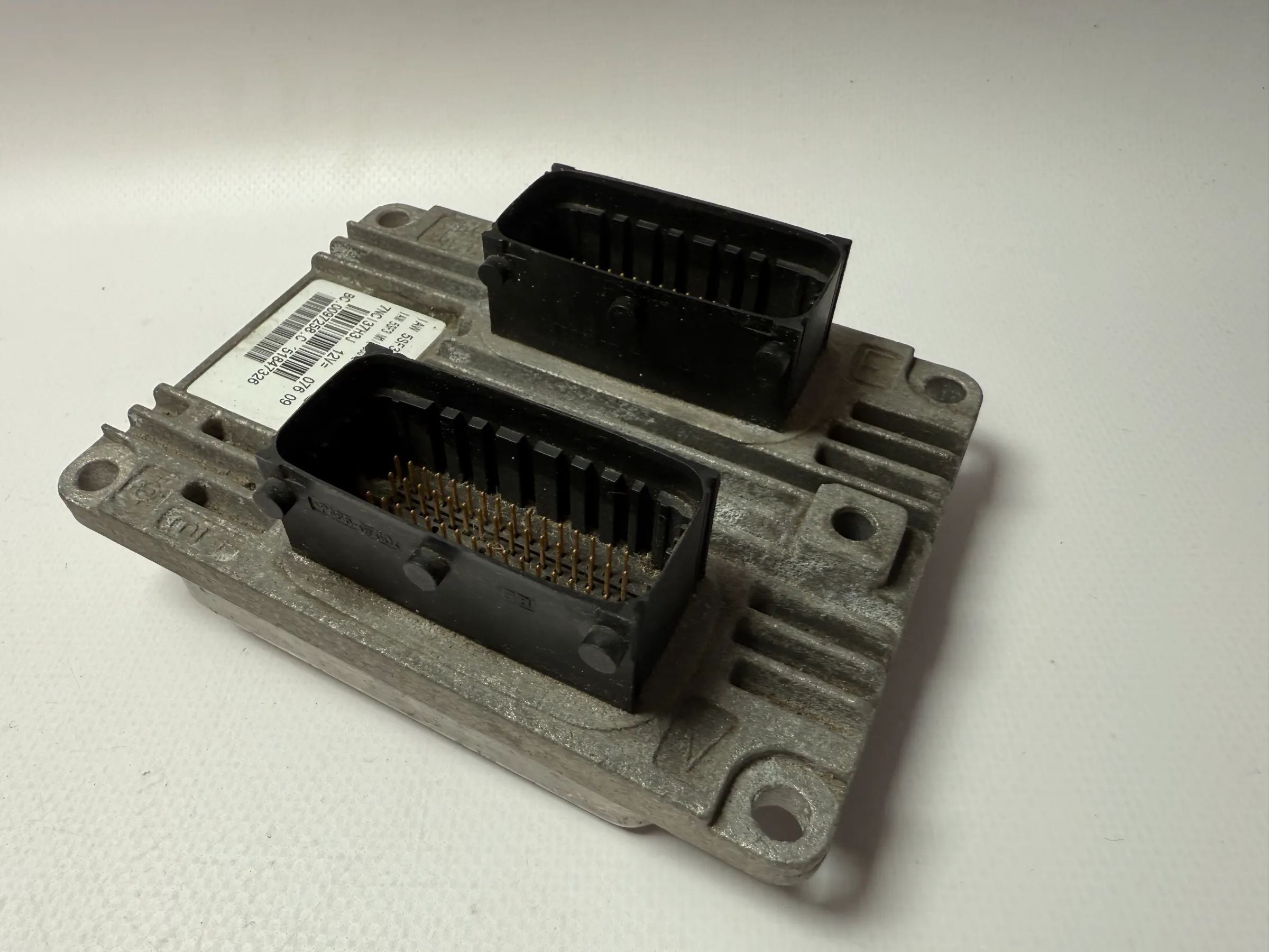 Original Fiat / Lancia Grande Punto (Type: 199) engine control unit IAW 5SF3.M1 D032 