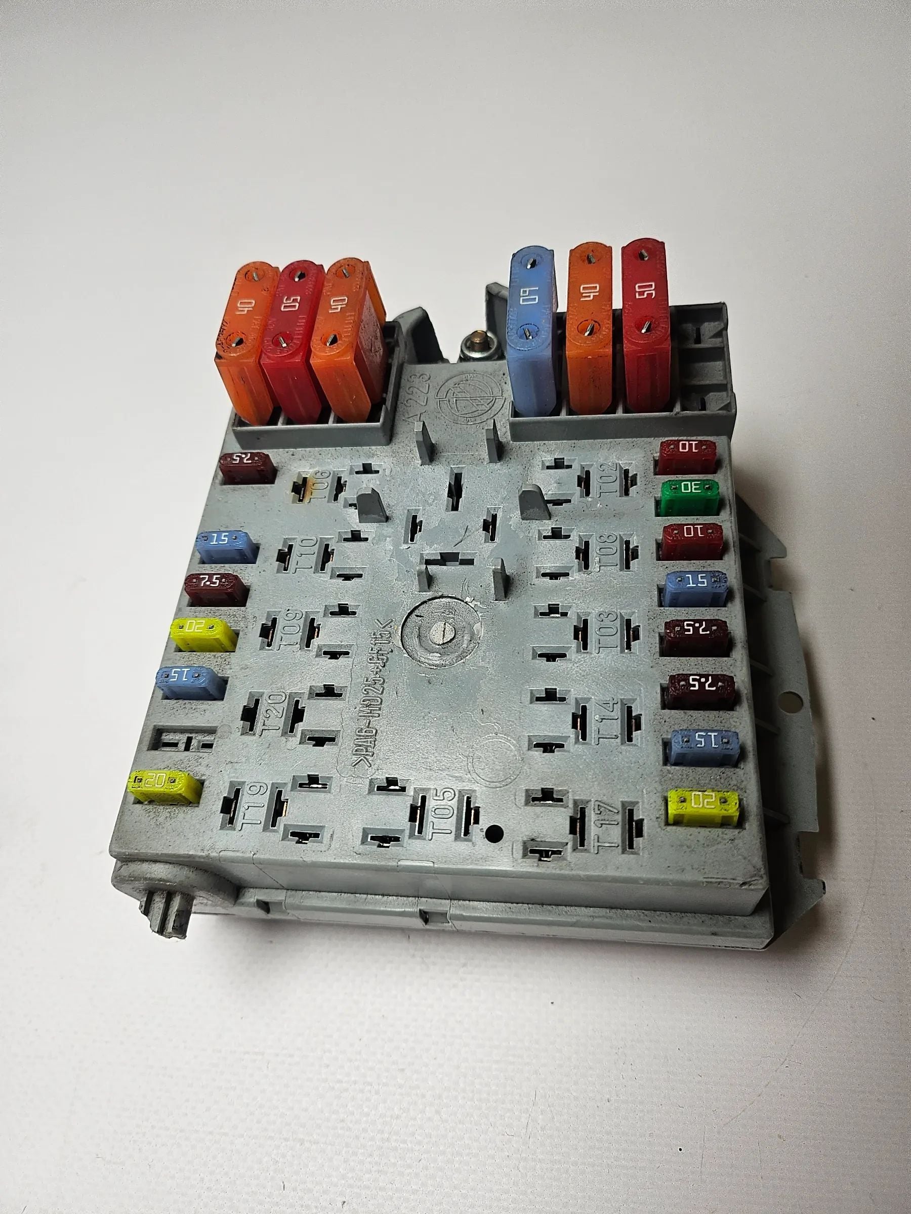 Boîtier à fusibles d'origine Alfa Romeo 147 1.9 JTD 937 51742420