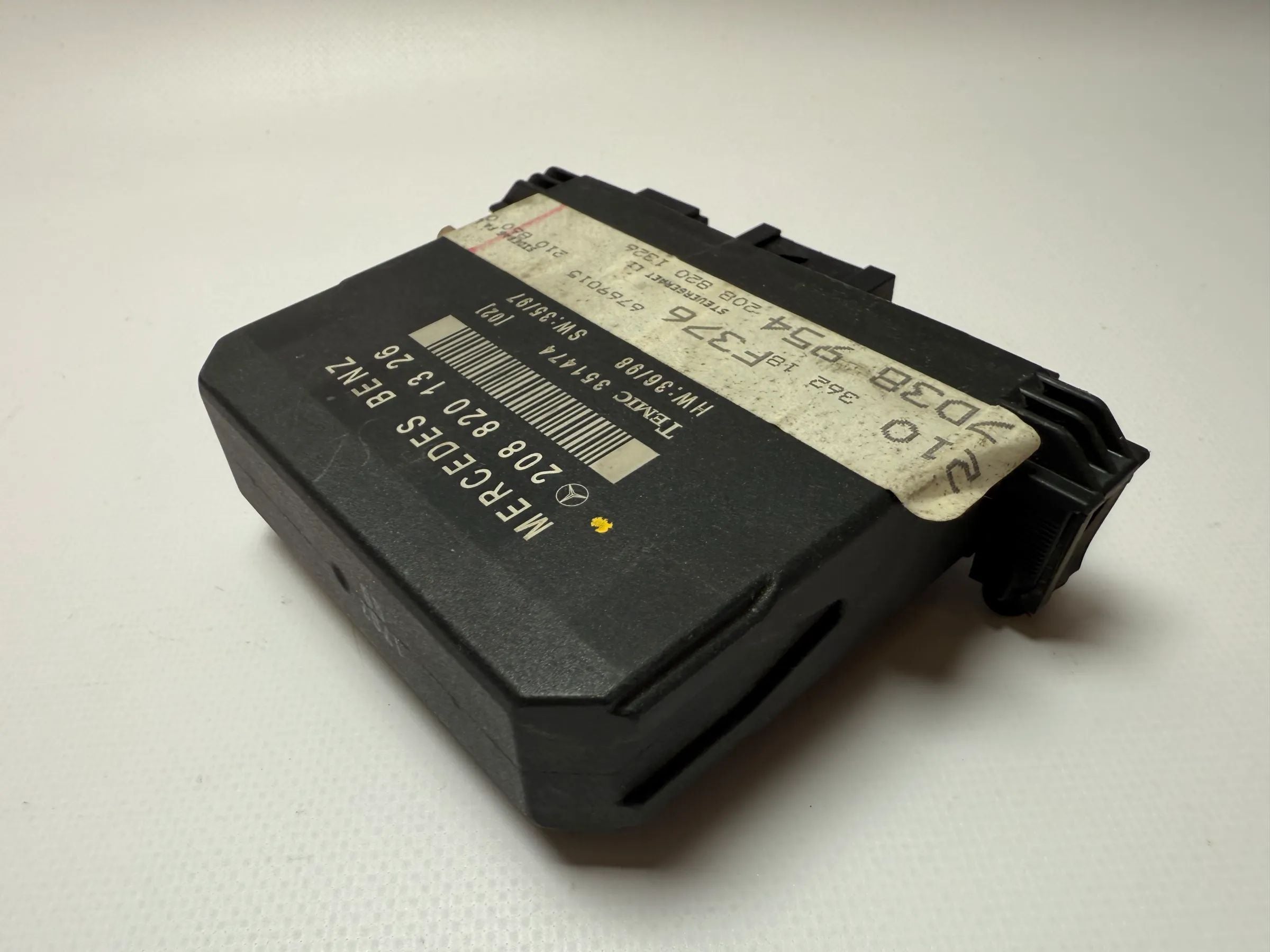 Originale Mercedes Benz E-Klasse W202 Centralina Porta Sinistra 2088201326
