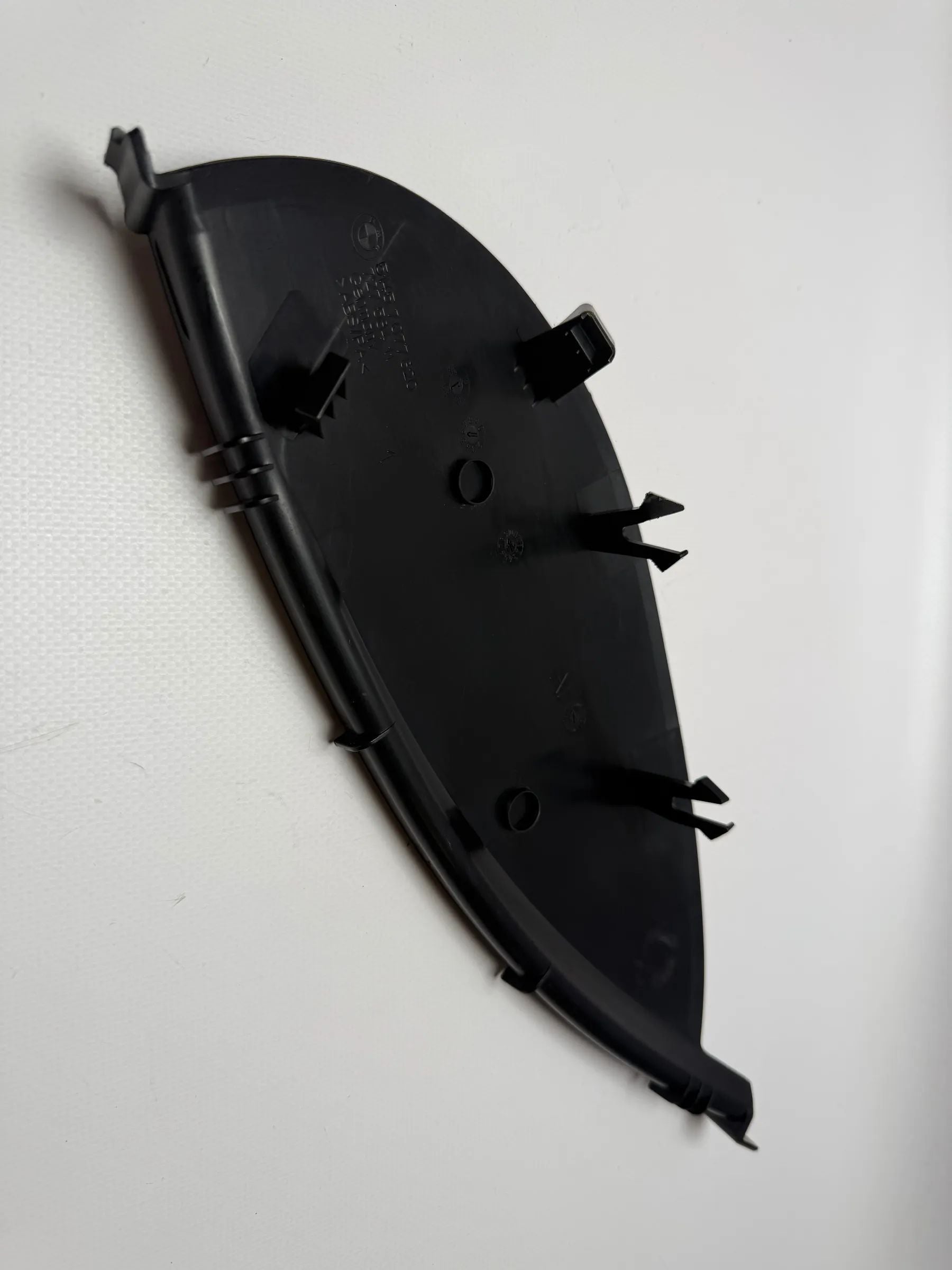 Оригинальная накладка панели приборов BMW 3 серии E90 E91 320D LCI 51457077820