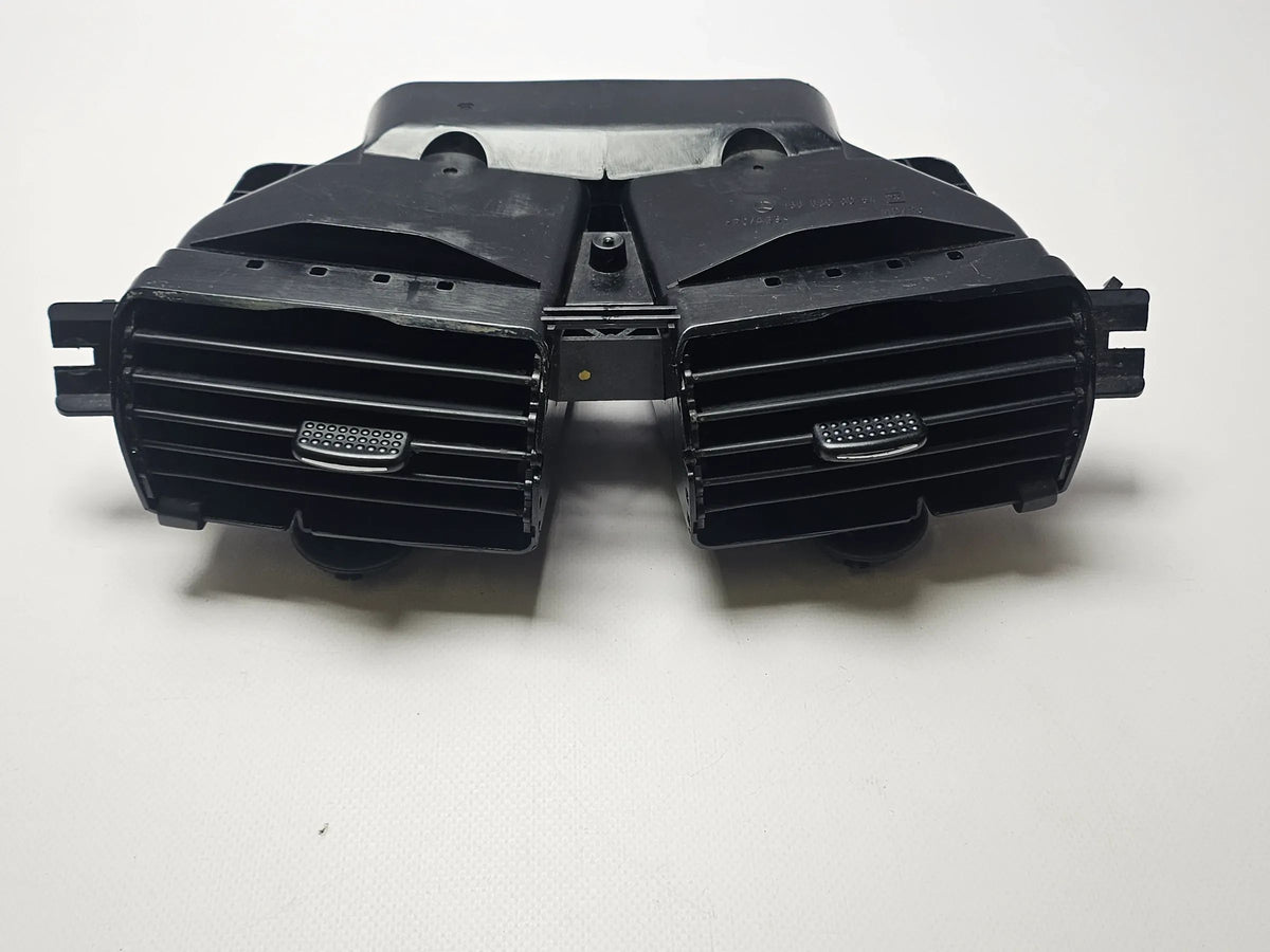 Orig. Mercedes Benz A-Klasse W168 98 BJ Buse d'air diffuseur central 1688300054