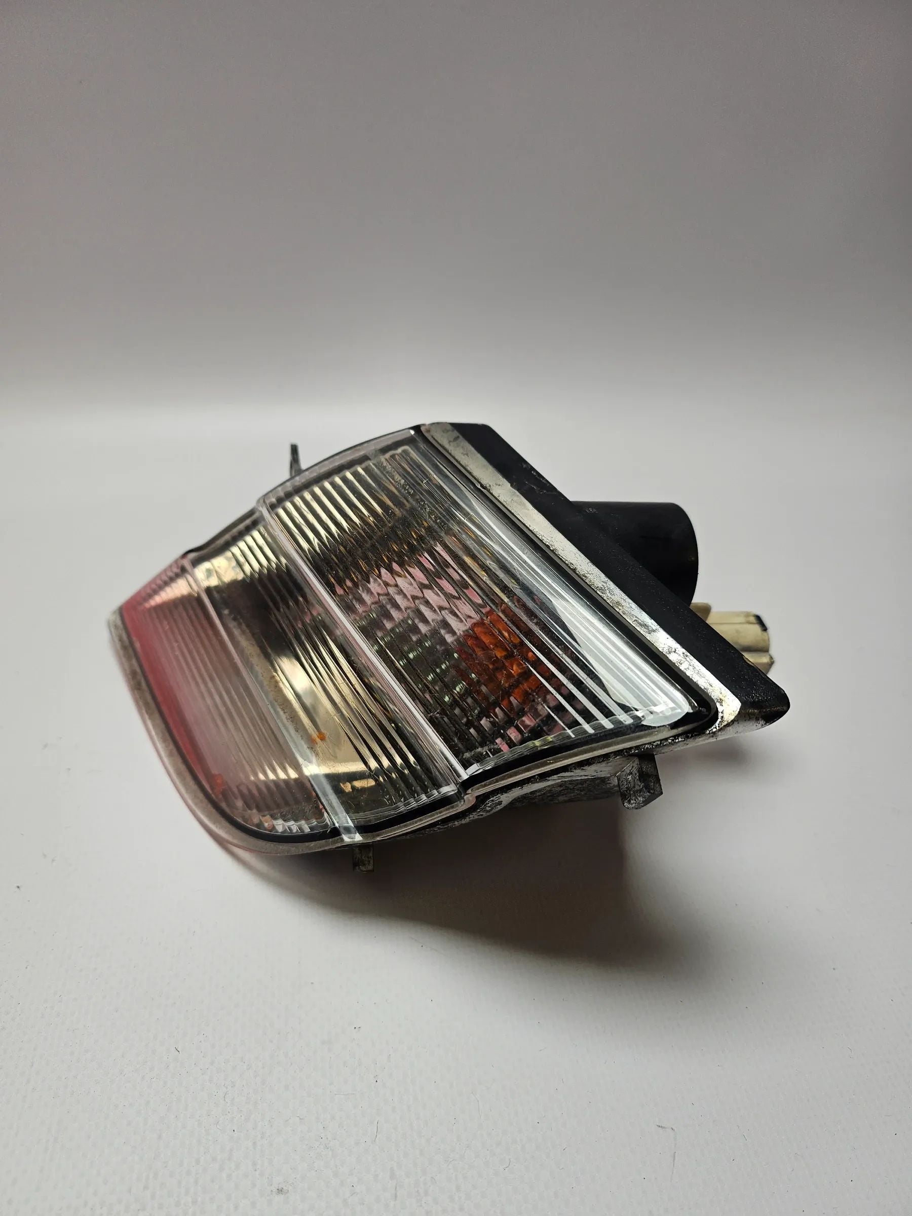 Orijinal Sol Sinyal 89036988 NISSAN MICRA K12