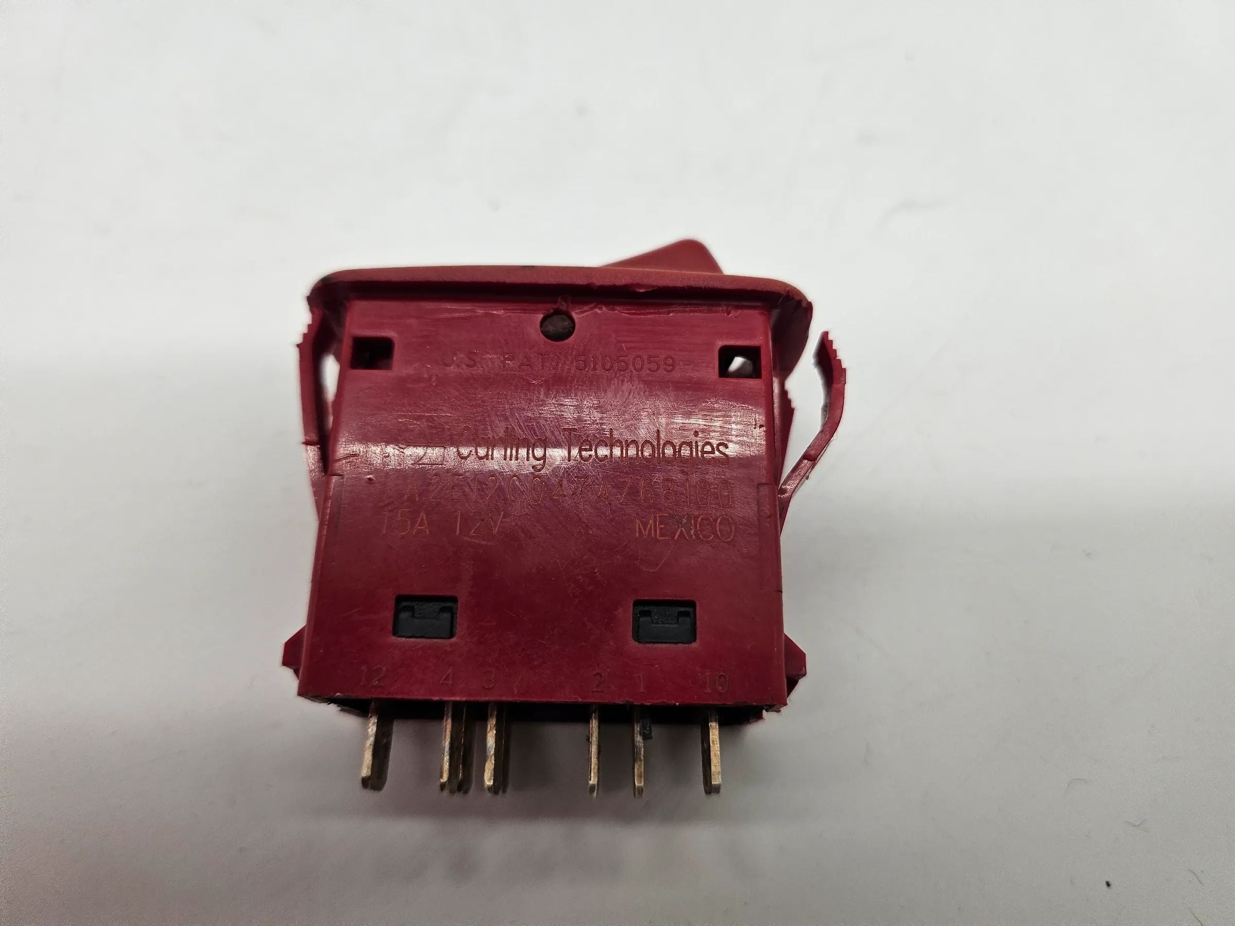 Carling Technologies WARNBLINKスイッチ LA2E12C047AZ68100 中古パーツ