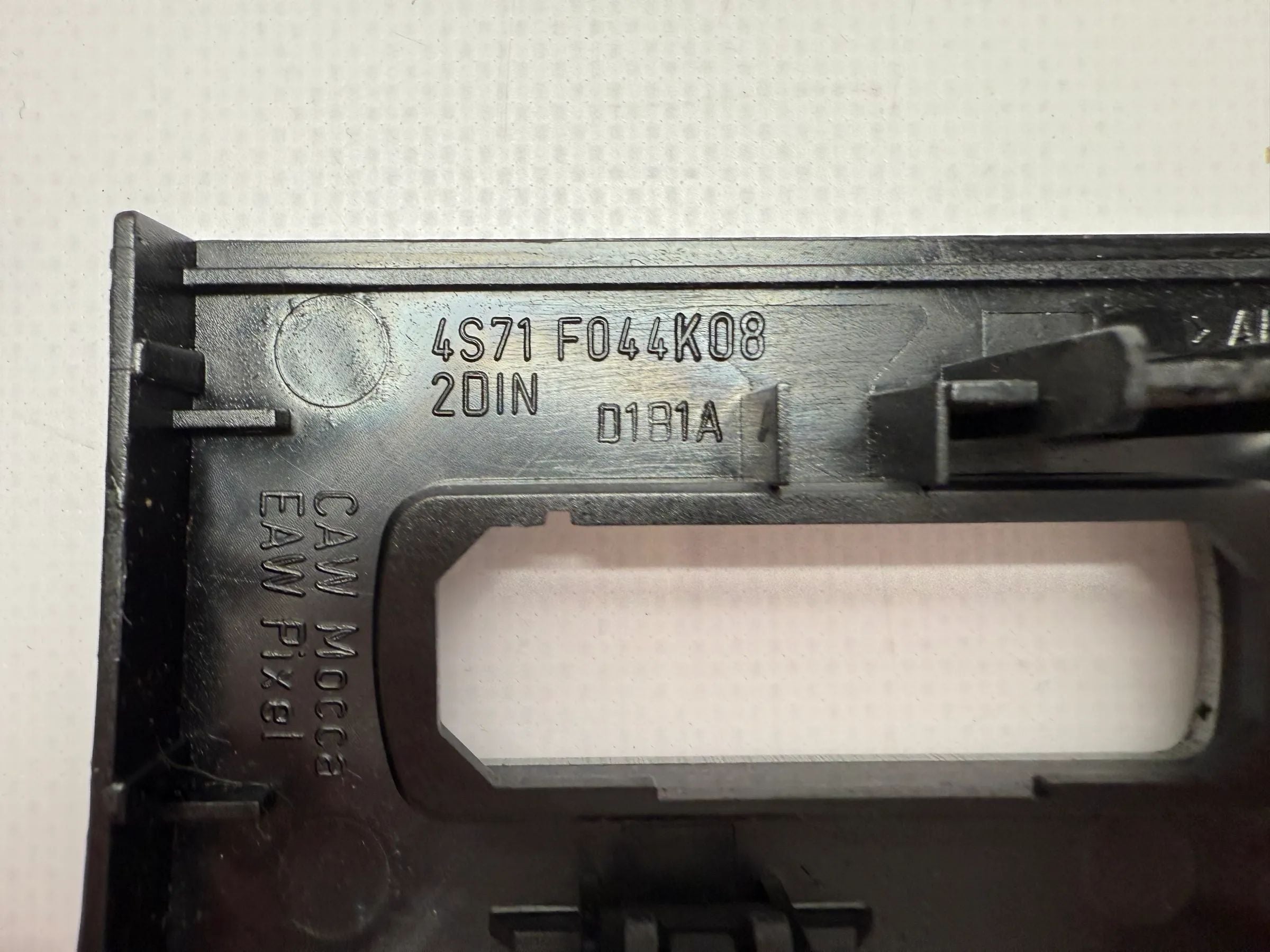 Original Ford Mondeo III 3 Uhr Blende Abdeckung Mittelkonsole 4S71-F044K-08