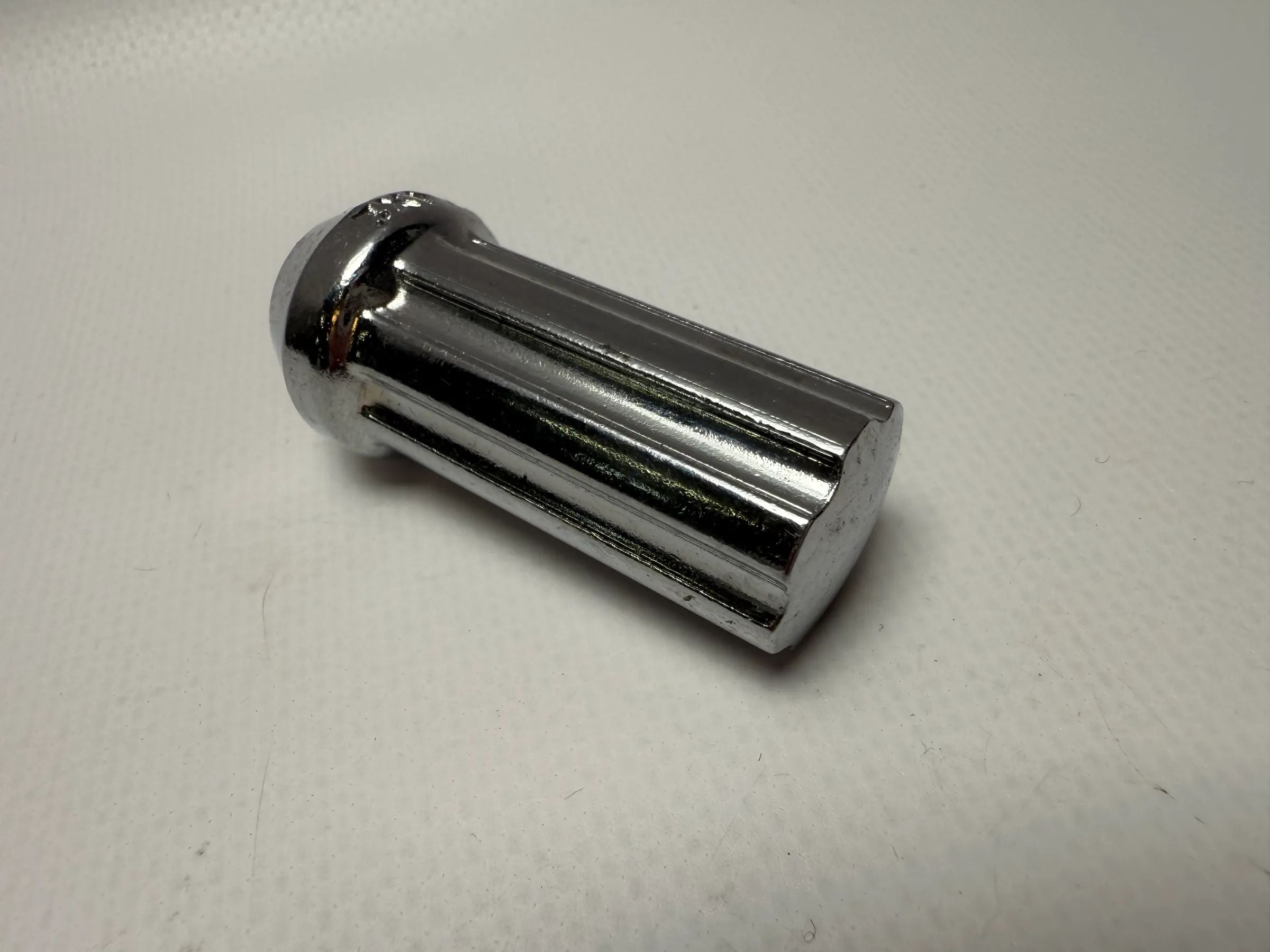 Original Ford  F-150 Raptor / Transit Radmutter M14X2