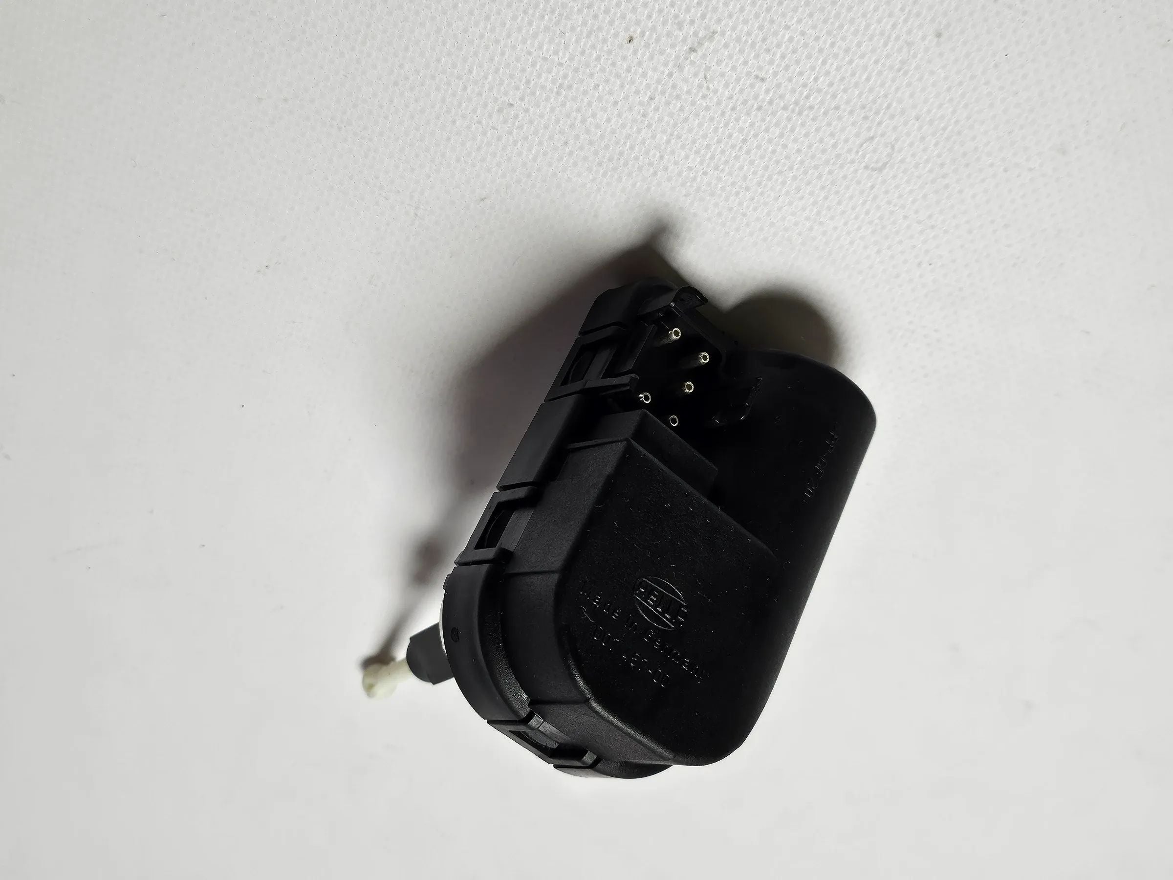 ORIGINAL Mercedes Benz E-Klasse W210 Stellmotor Motor Scheinwerfer 00745700 DE