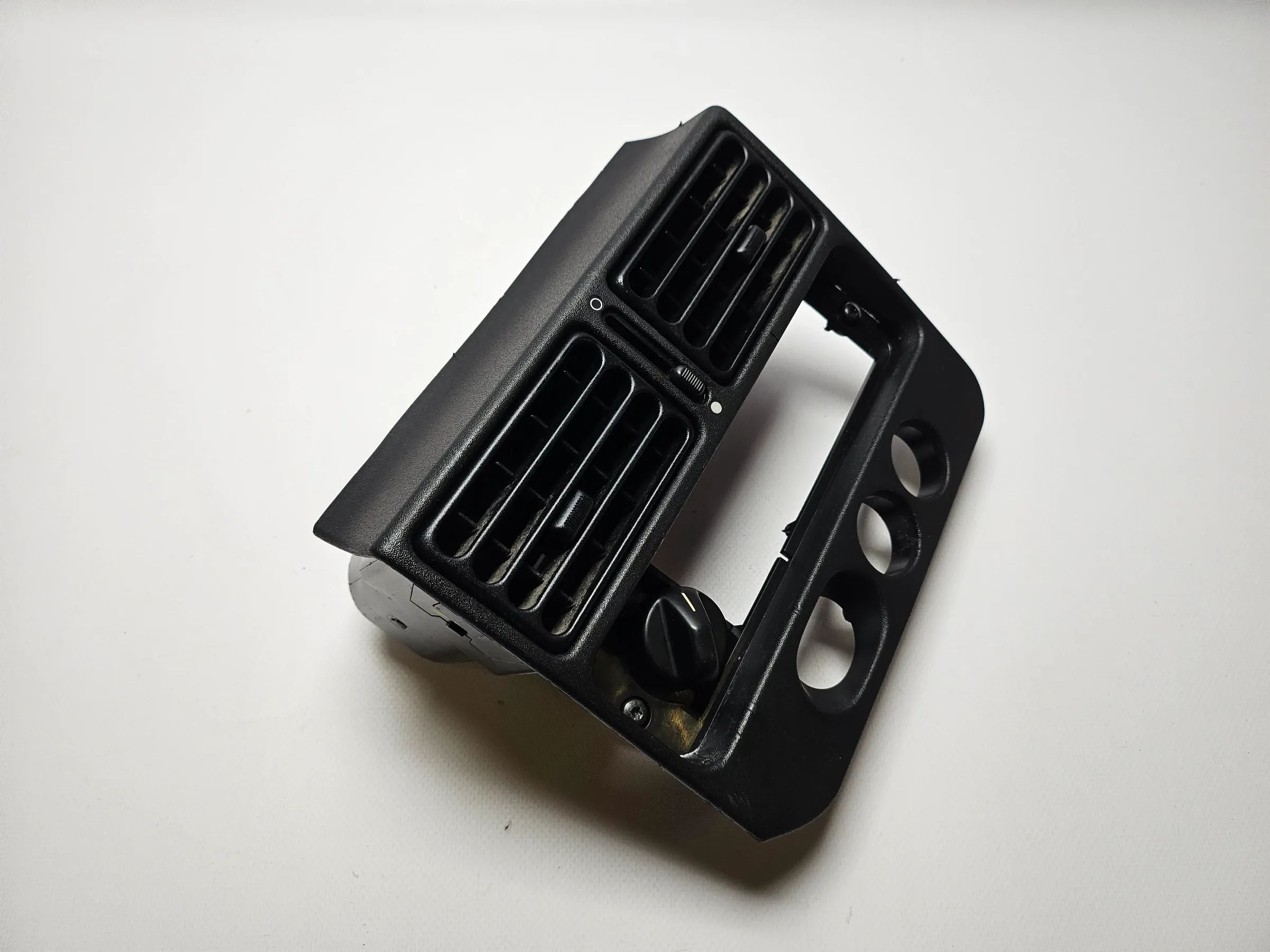 Original Peugeot 106 Mittelkonsole Heizung Lüftung 9623892477