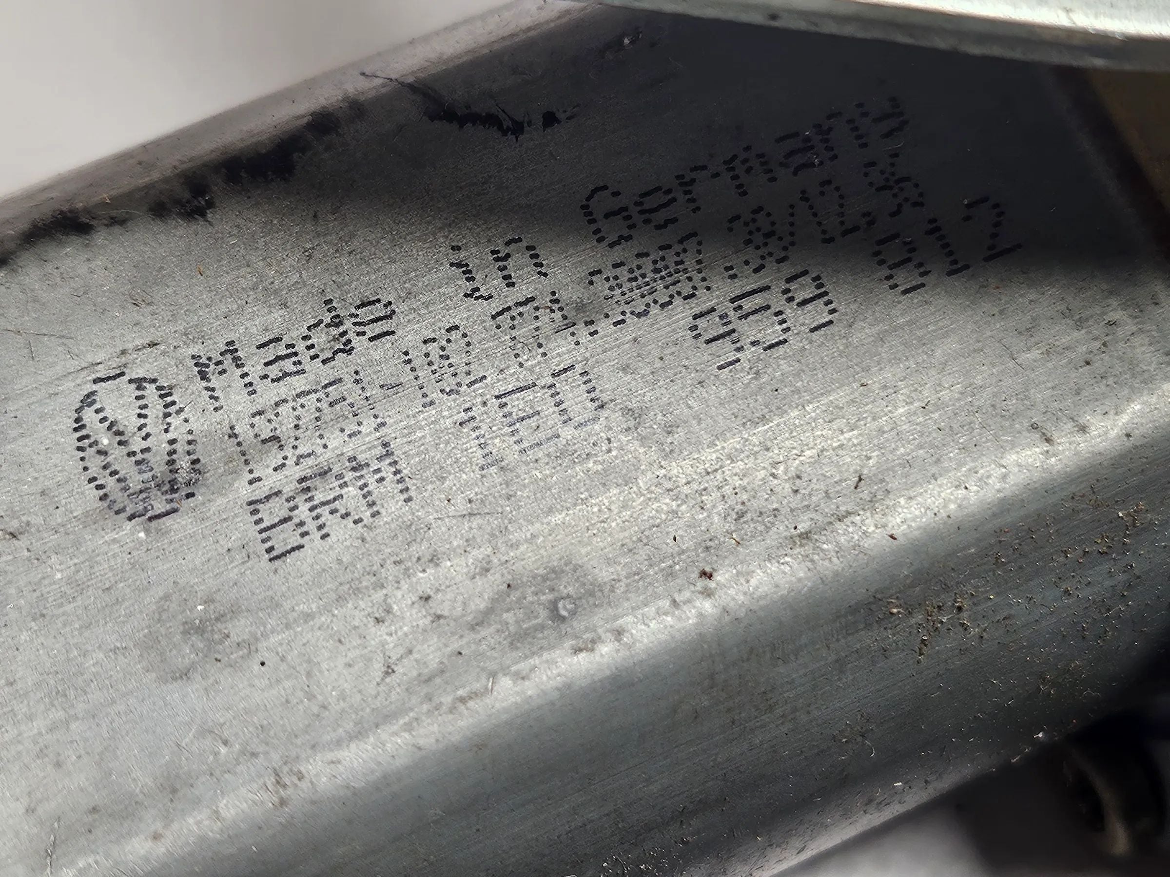 Oryginalny VW GOLF III CABRIO (1E7) Elektryczna Podnośnik Szyby Prawy Tył 1E0847272C