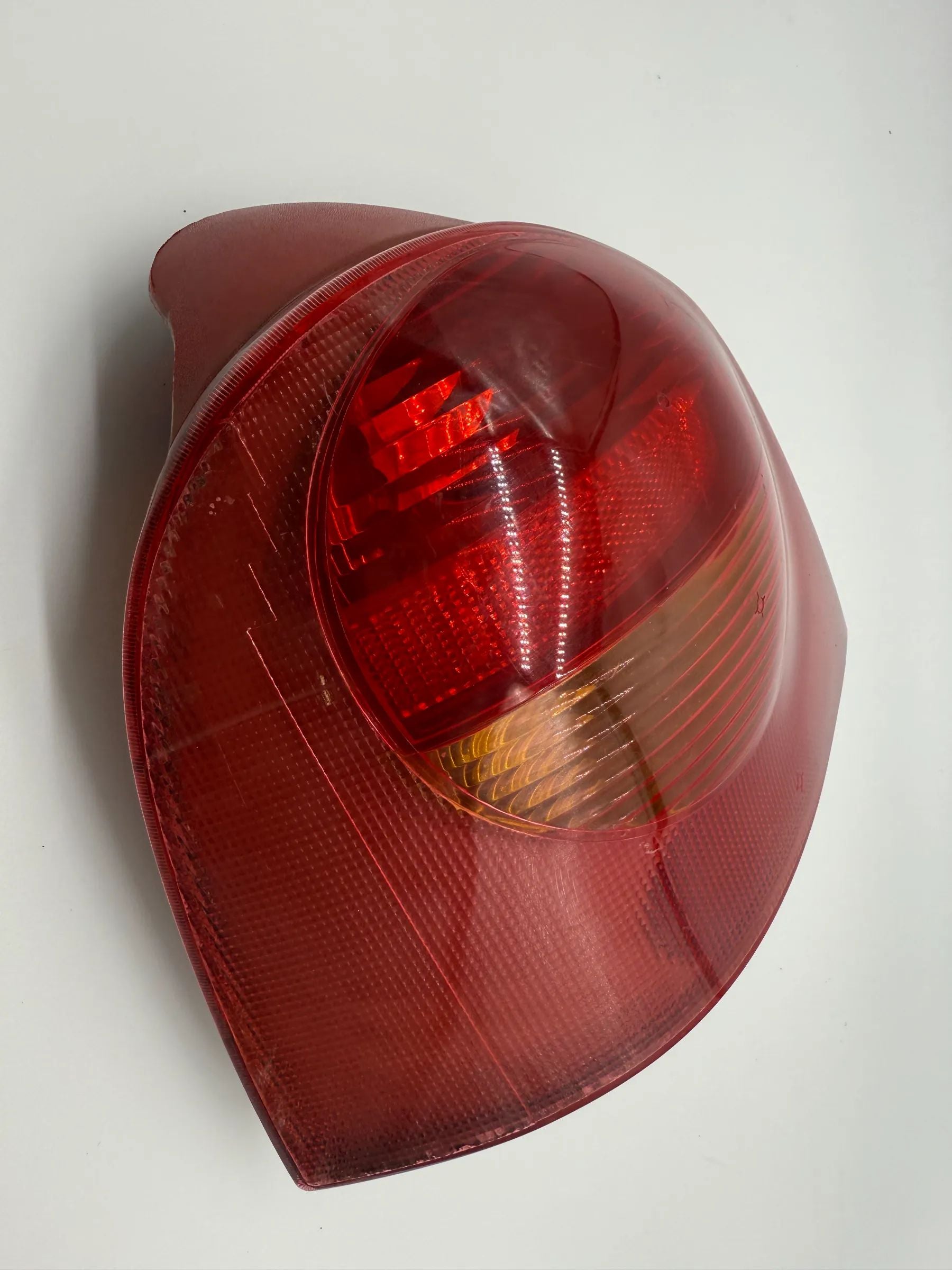 Original Renault Twingo I (CV06) rear light left G7700426319 