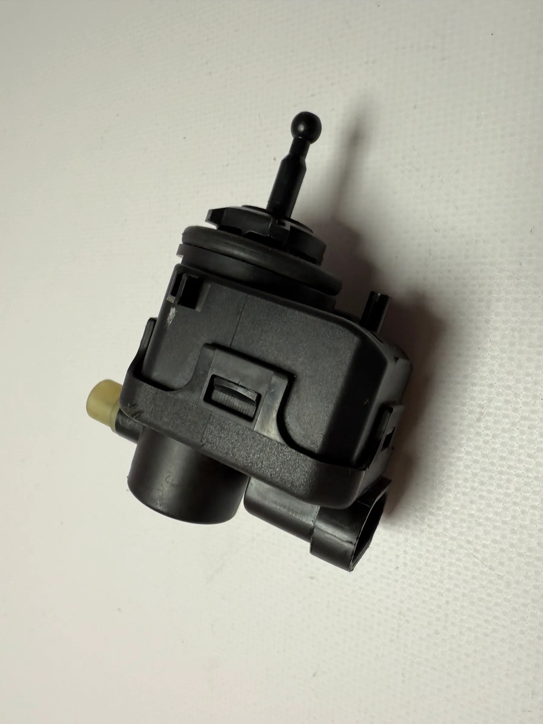 Original Opel Nissan Renault Regulador de Alcance do Farol LWR Hella 7700420737